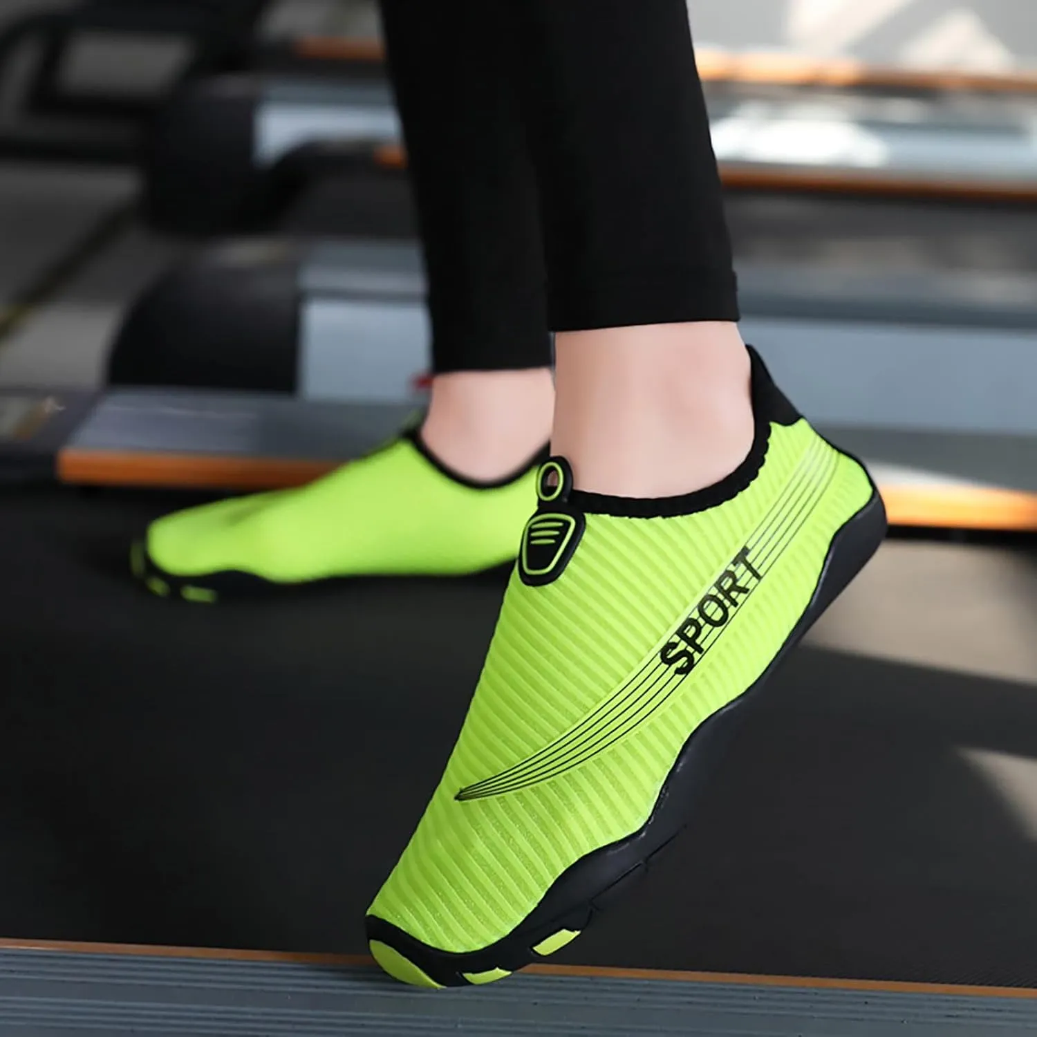 Adult Water Shoes Men Size 10.5 Non Slip Athletic Footwear Wide Toe Water Hiking Shoes for Men Cute Water Shoes for Women Aqua Sports Outdoor Shoes Aqua Socks for Swim Beach Pool Surf Yoga