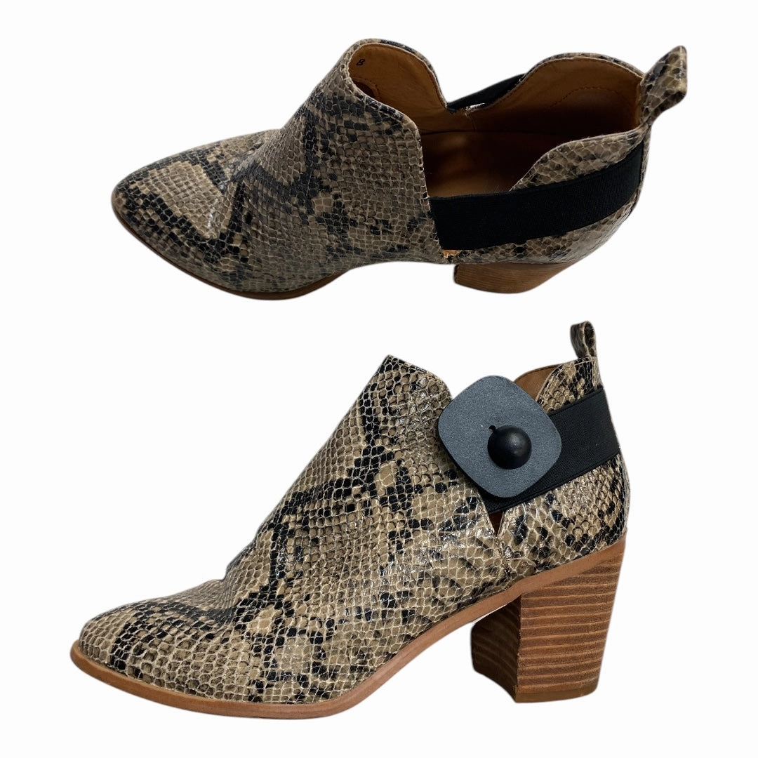 Sturdy Frame Boots Ankle Heels By Dolce Vita In Snakeskin Print, Size: 8