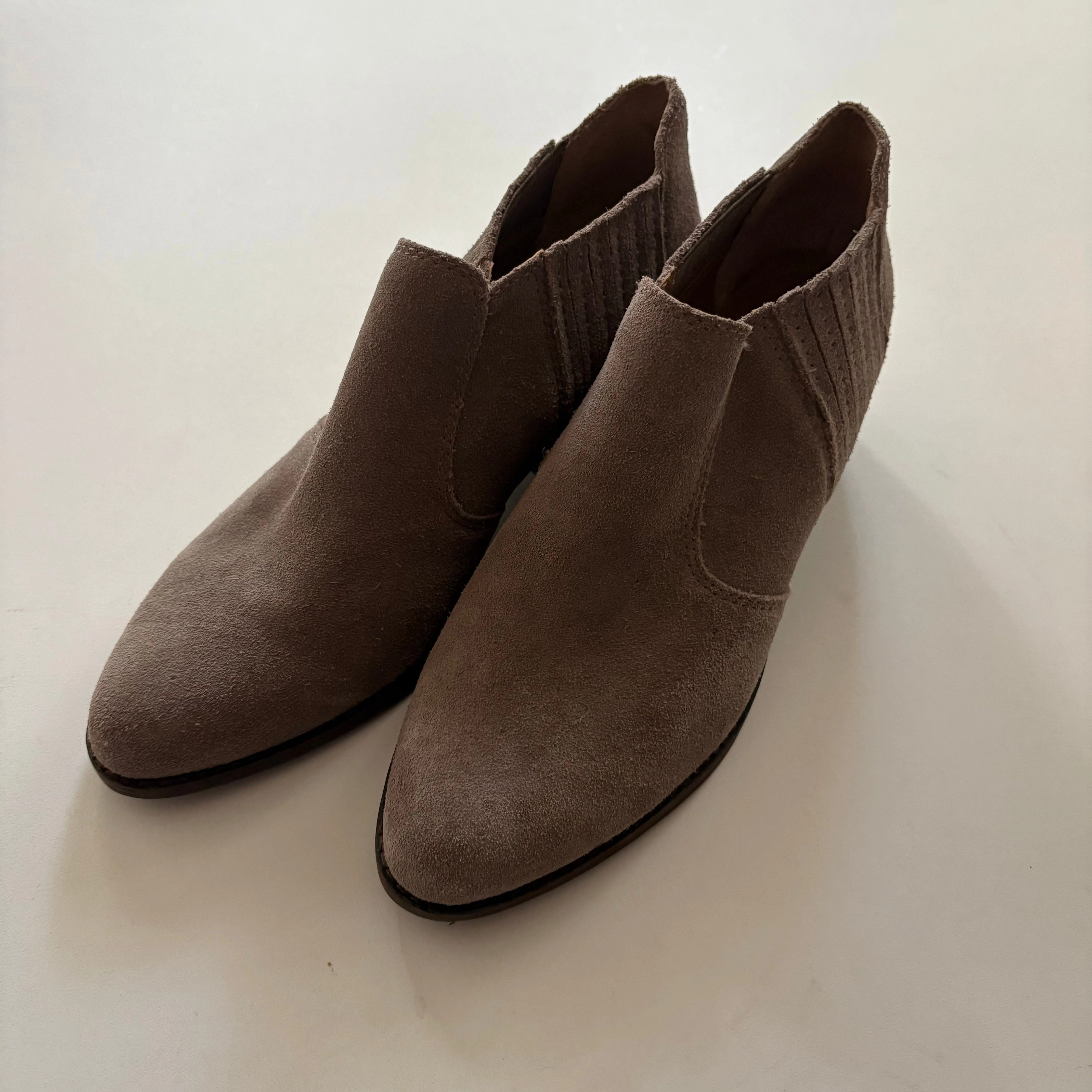 Moisture wicking Dynamic Arch Frame Boots Ankle Heels By Lucky Brand In Taupe, Size: 9