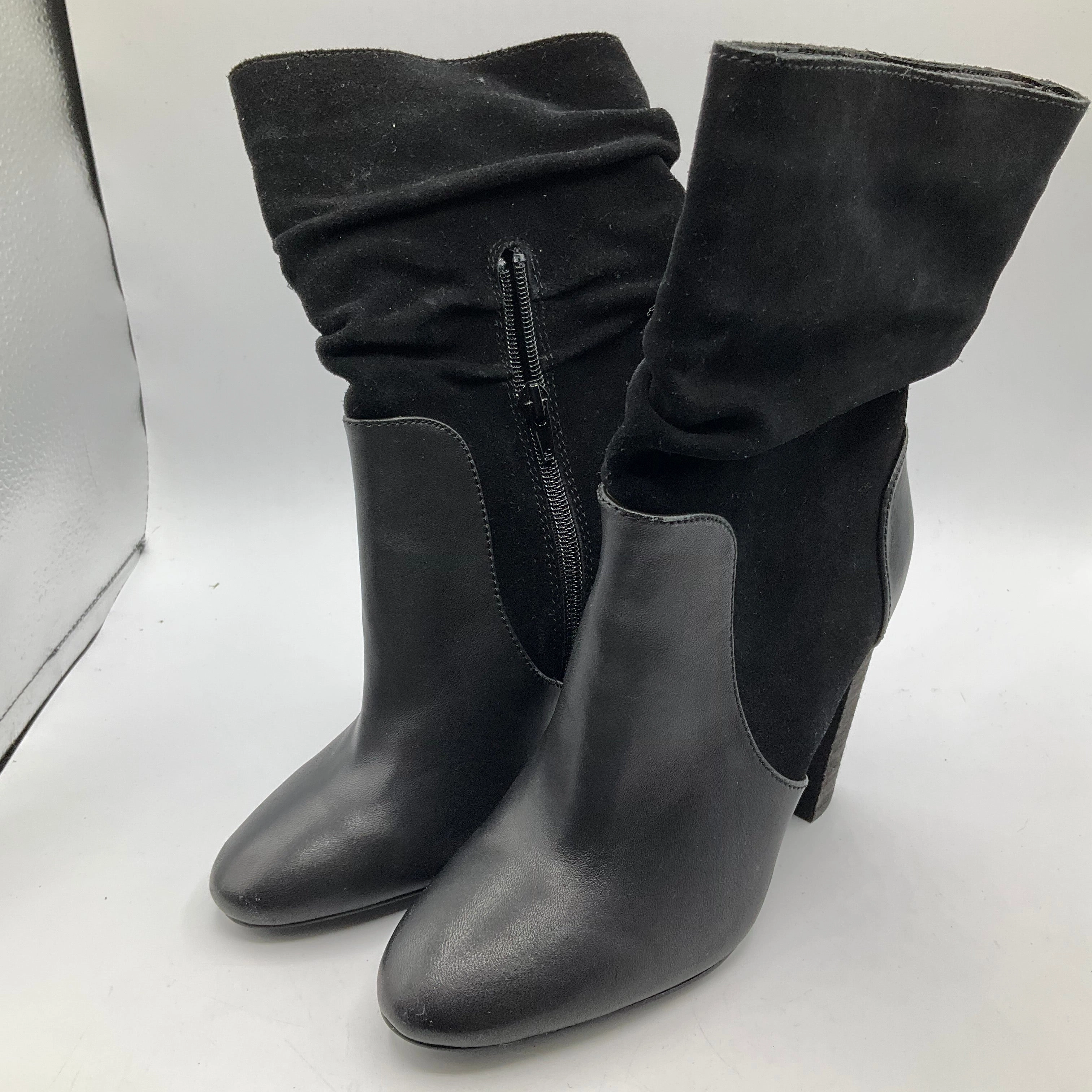All Day Comfort Boots Ankle Heels By Charles David In Black, Size: 6