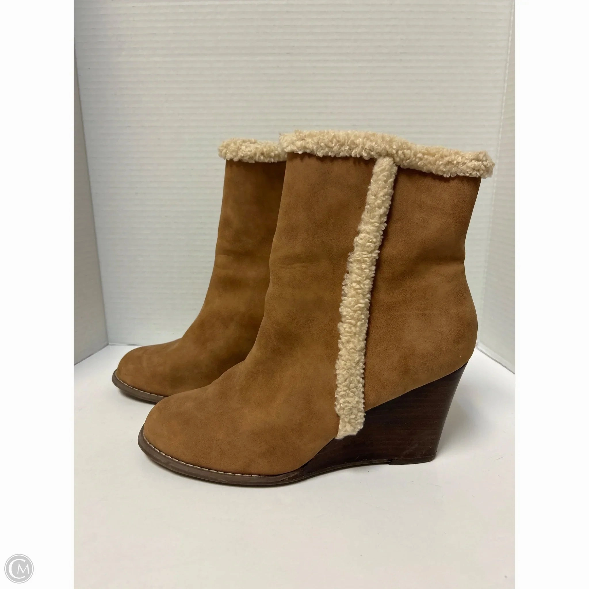 Boots Ankle Heels By Report In Brown, Size: 9 Rugged Built Functional Minimalist Casual Elegance