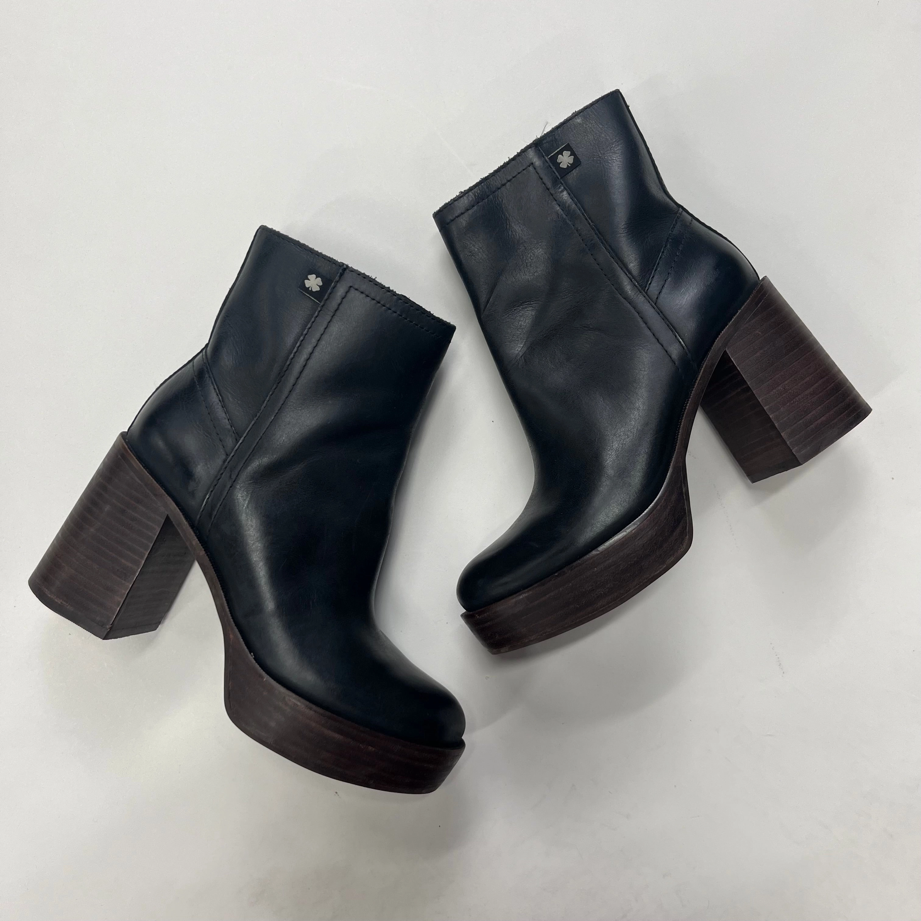Classic Comfort Adjustable Fit Black Boots Ankle Heels Lucky Brand, Size 6