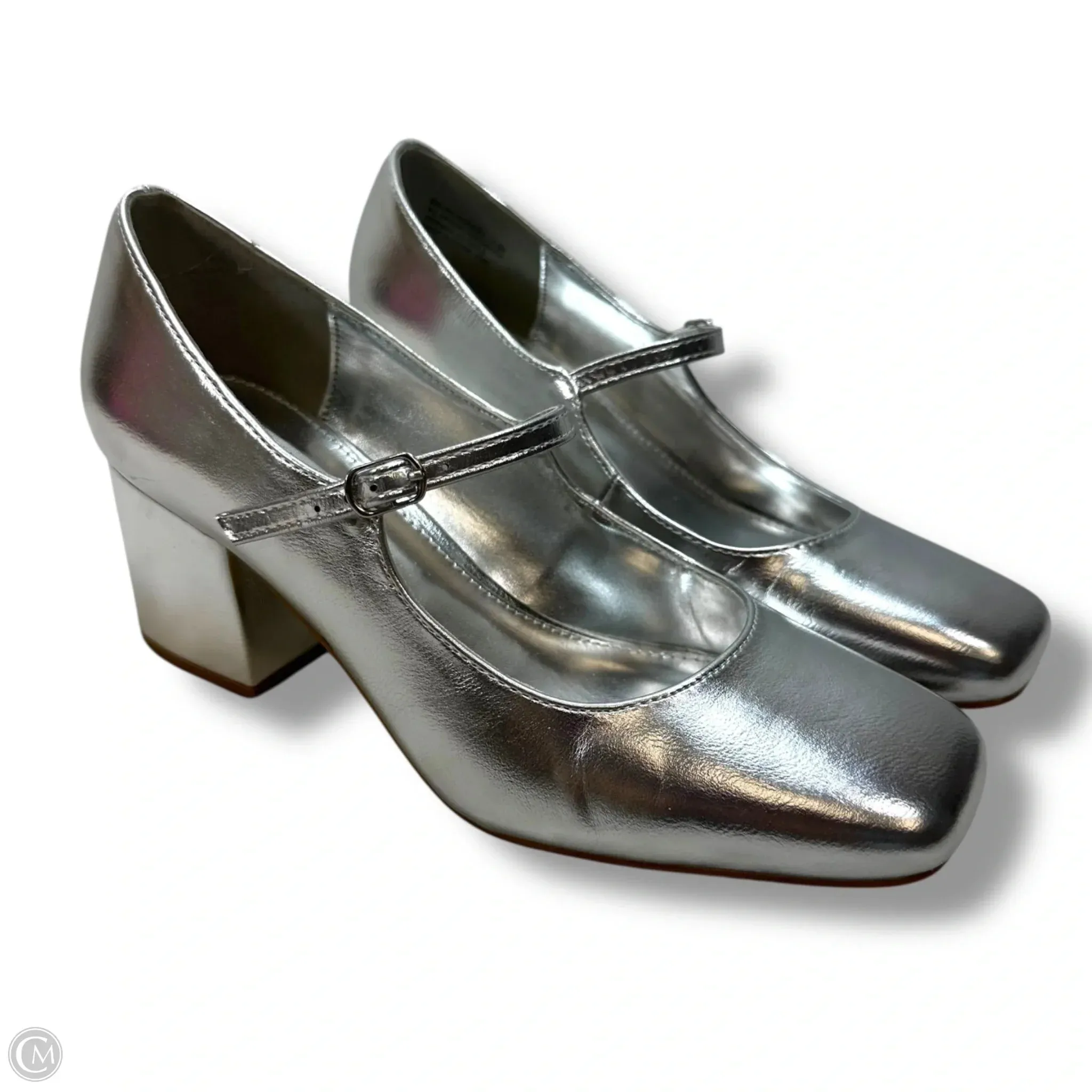 Sharp Edge Simple Accent Shoes Heels Block By Steve Madden In Silver, Size: 7.5