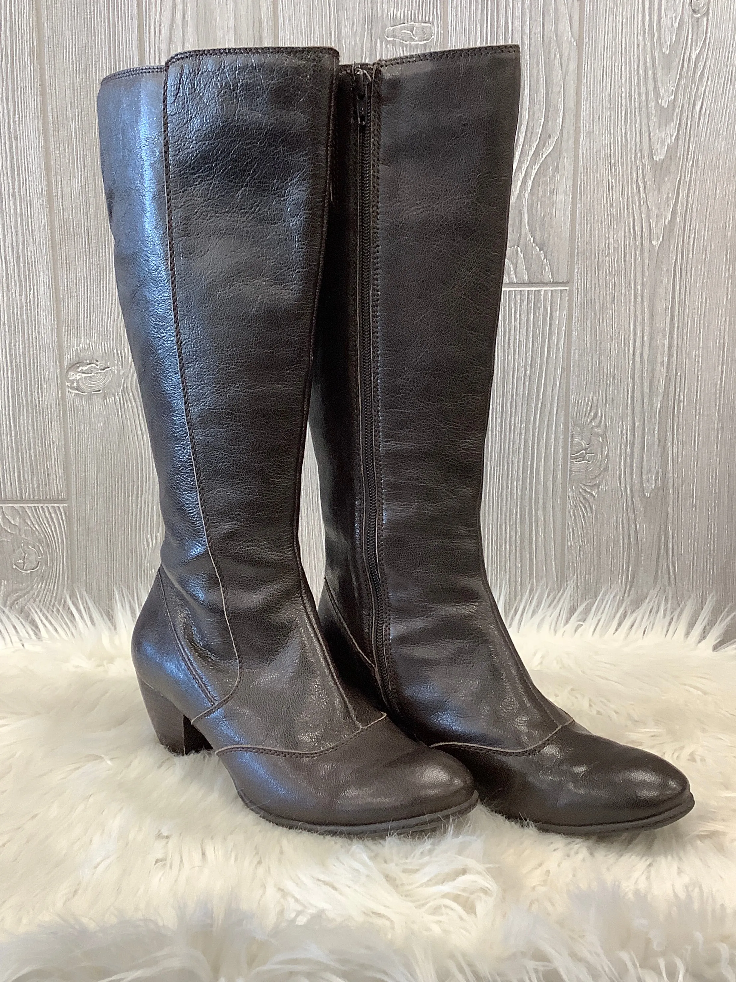 Cozy Fit Boots Knee Flats By Boc In Brown, Size: 8.5