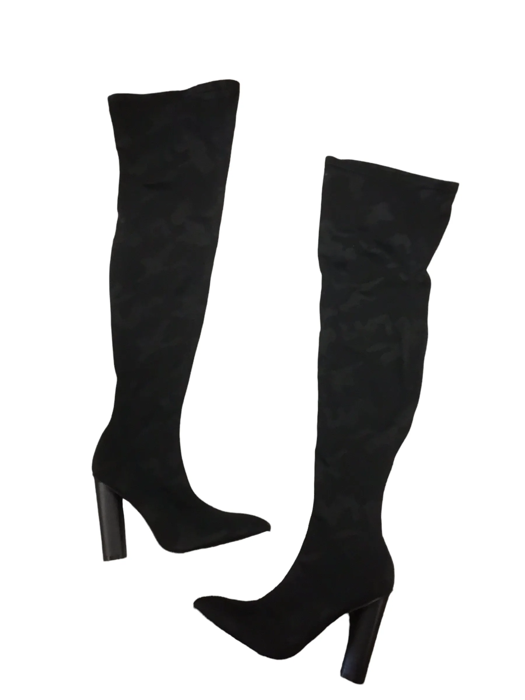 Boots Knee Heels By Clothes Mentor  Size: 7 All Purpose Seasonal Staple