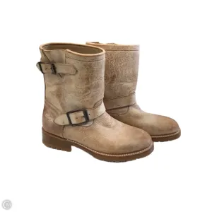 Essential Boots Travel Outfit Boots Mid-calf Flats By Clothes Mentor In Brown, Size: 8.5