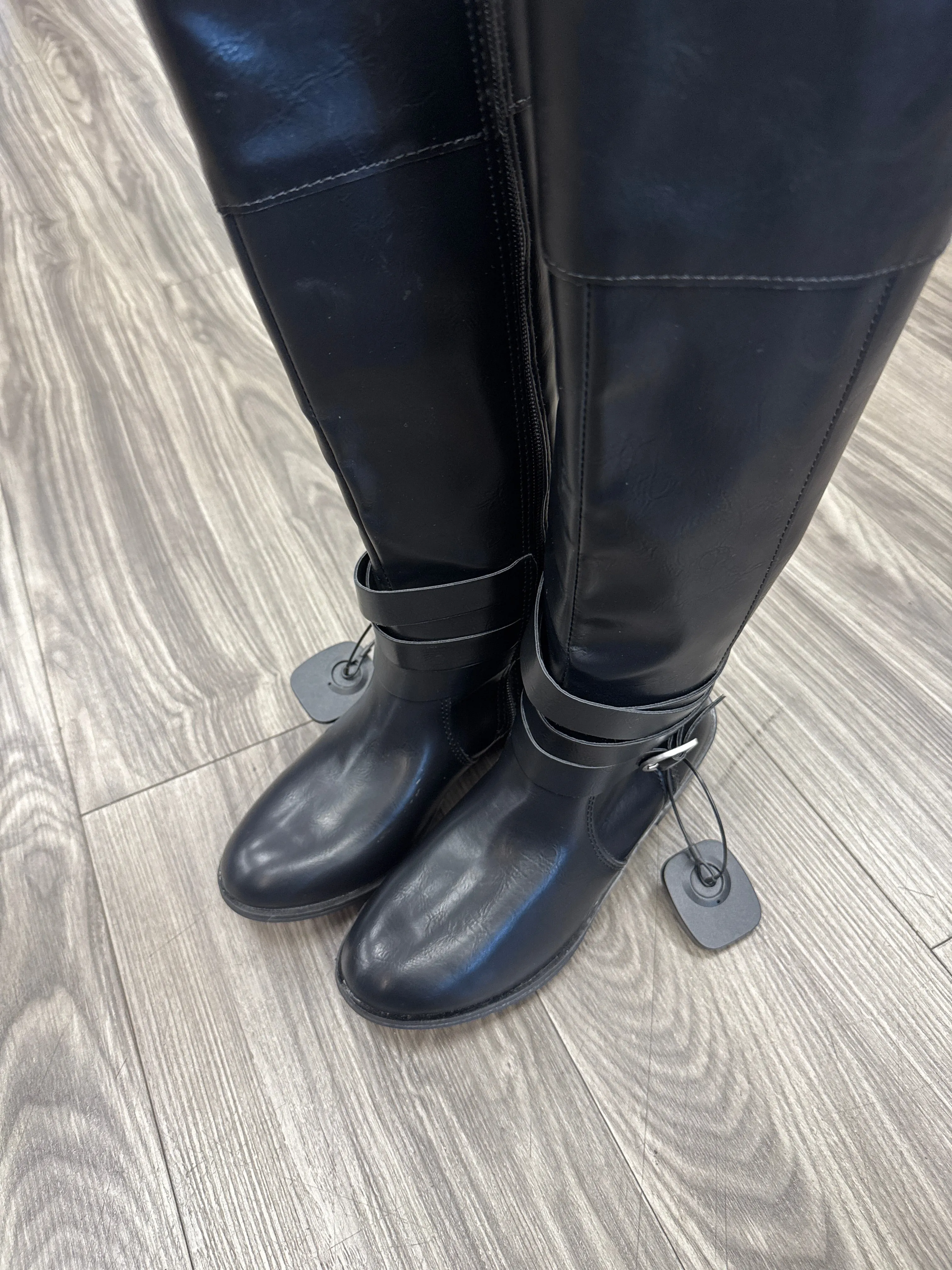 Boots Mid-calf Flats By St Johns Bay In Black, Size: 6 Machine washable Comfortable fit