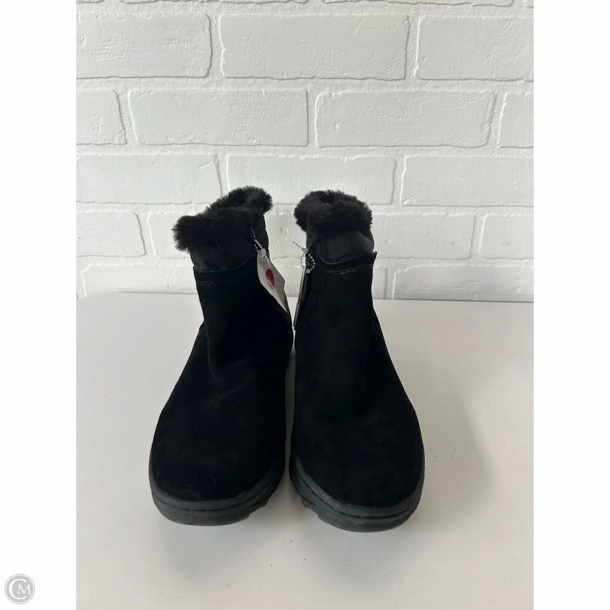 Cushioned Step Windy Weather Boots Ankle Flats By Bare Traps In Black, Size: 8