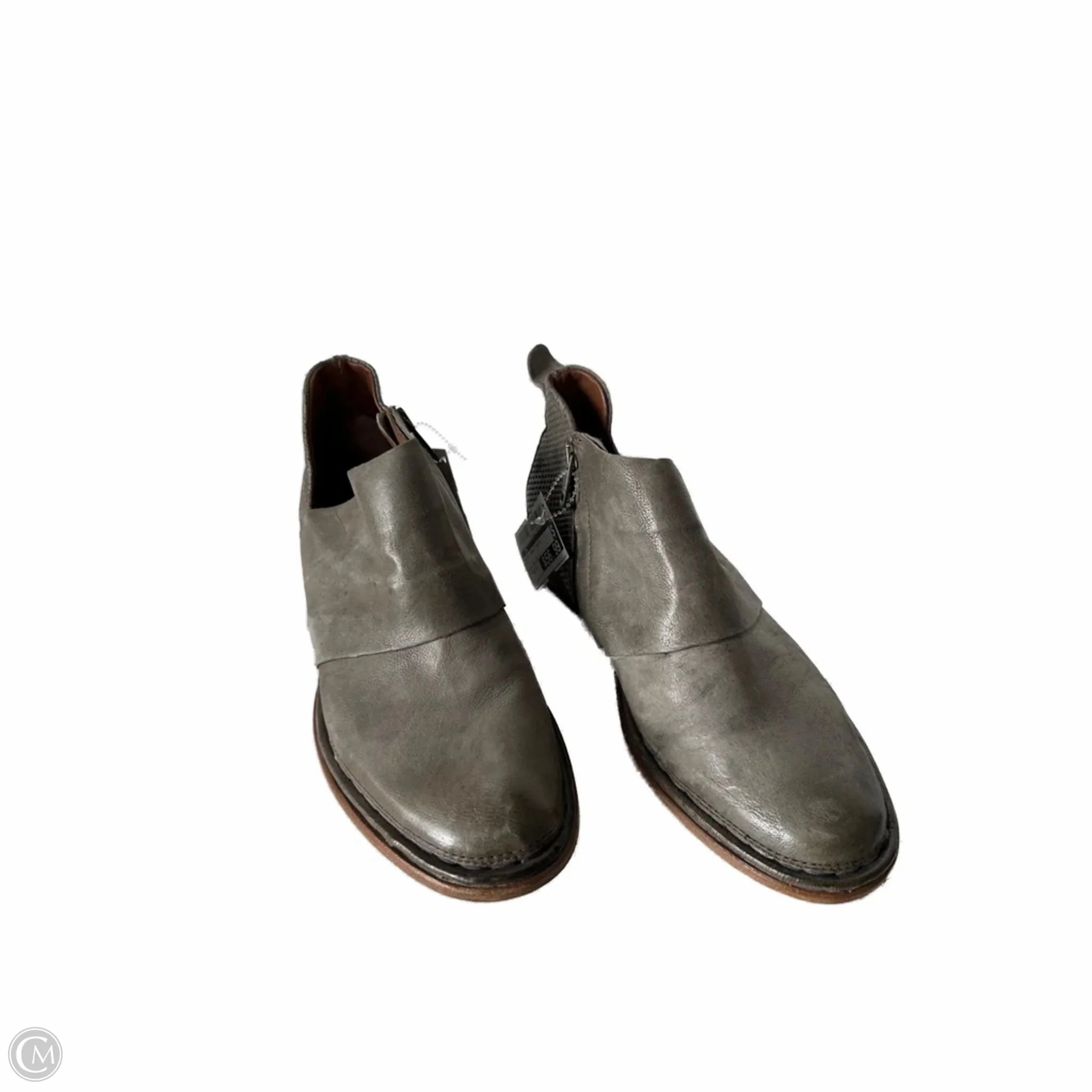 Boots Ankle Flats By Cma In Grey, Size: 6.5 Reinforced heel