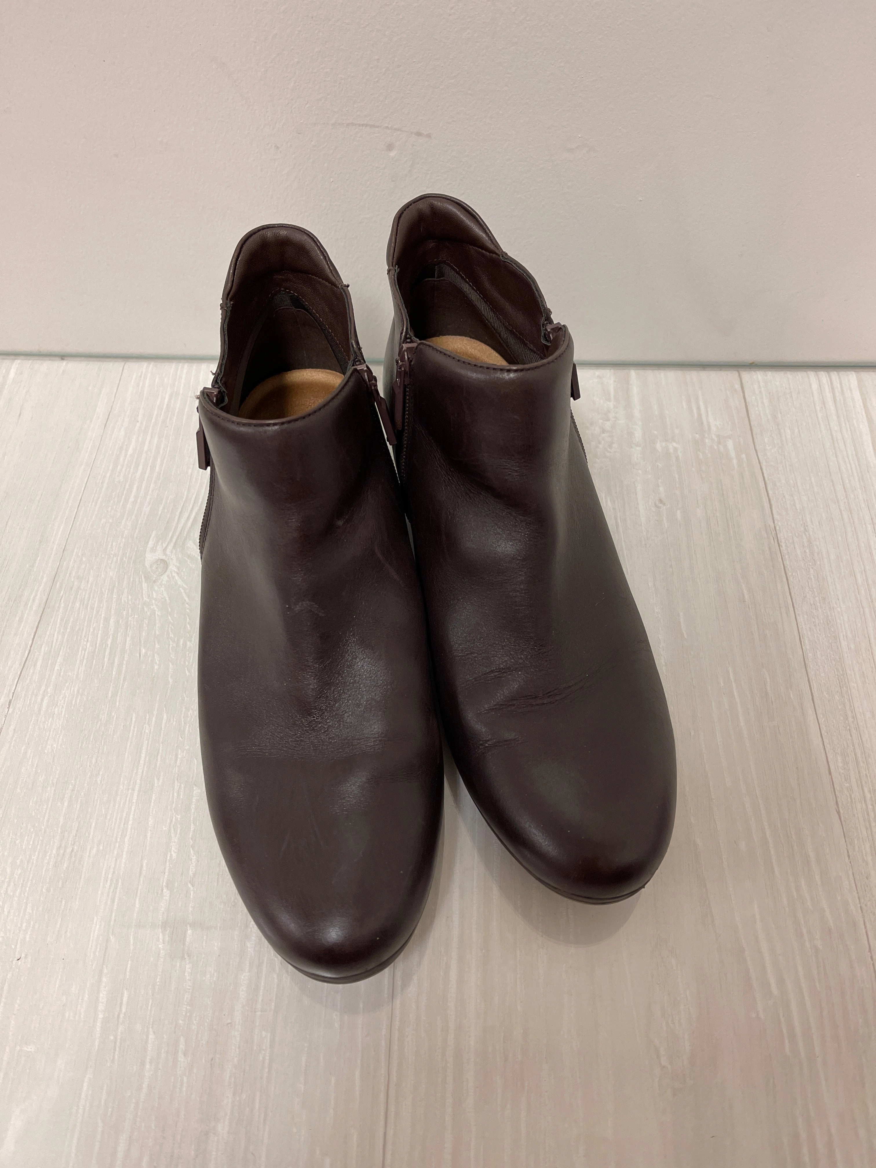 Boots Ankle Flats By Cmc In Brown, Size: 10.5 Thermal Core Rough Trail Hiker Seamless Comfort Rural Traveler
