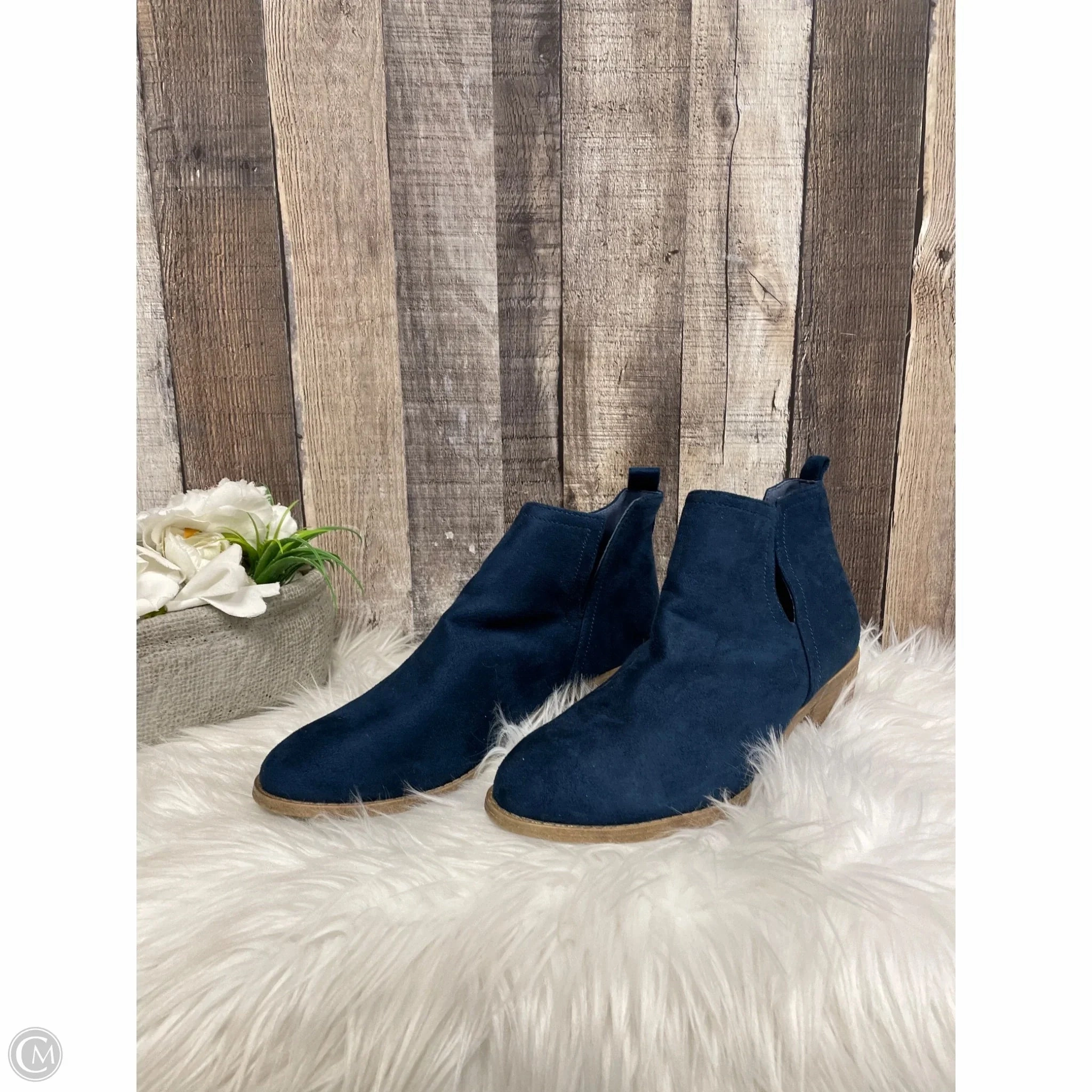 High Traction Adventure Journey Day To Night Boots Ankle Flats By Cme In Blue, Size: 7.5