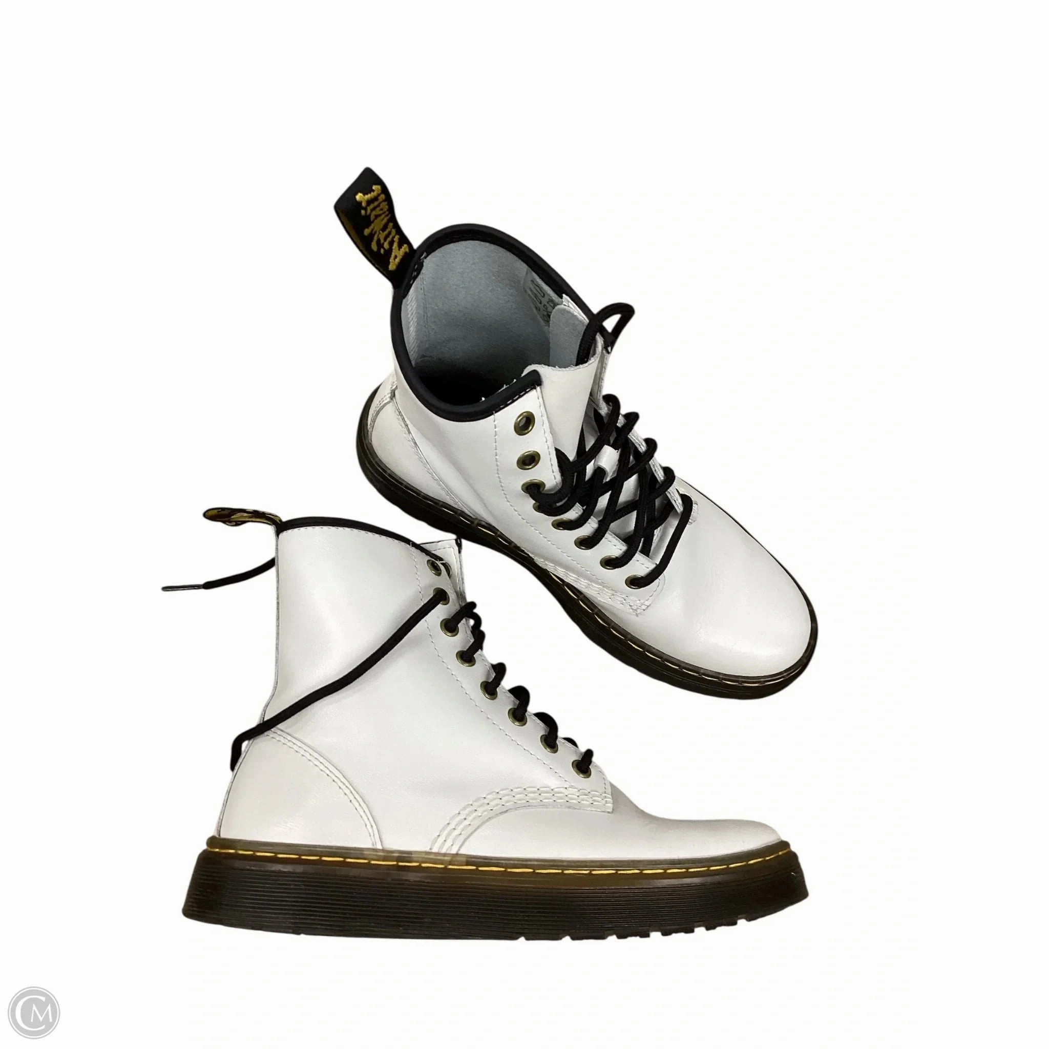 Boots Ankle Flats By Dr Martens In White, Size: 7 Torsion Control System Well-fitted