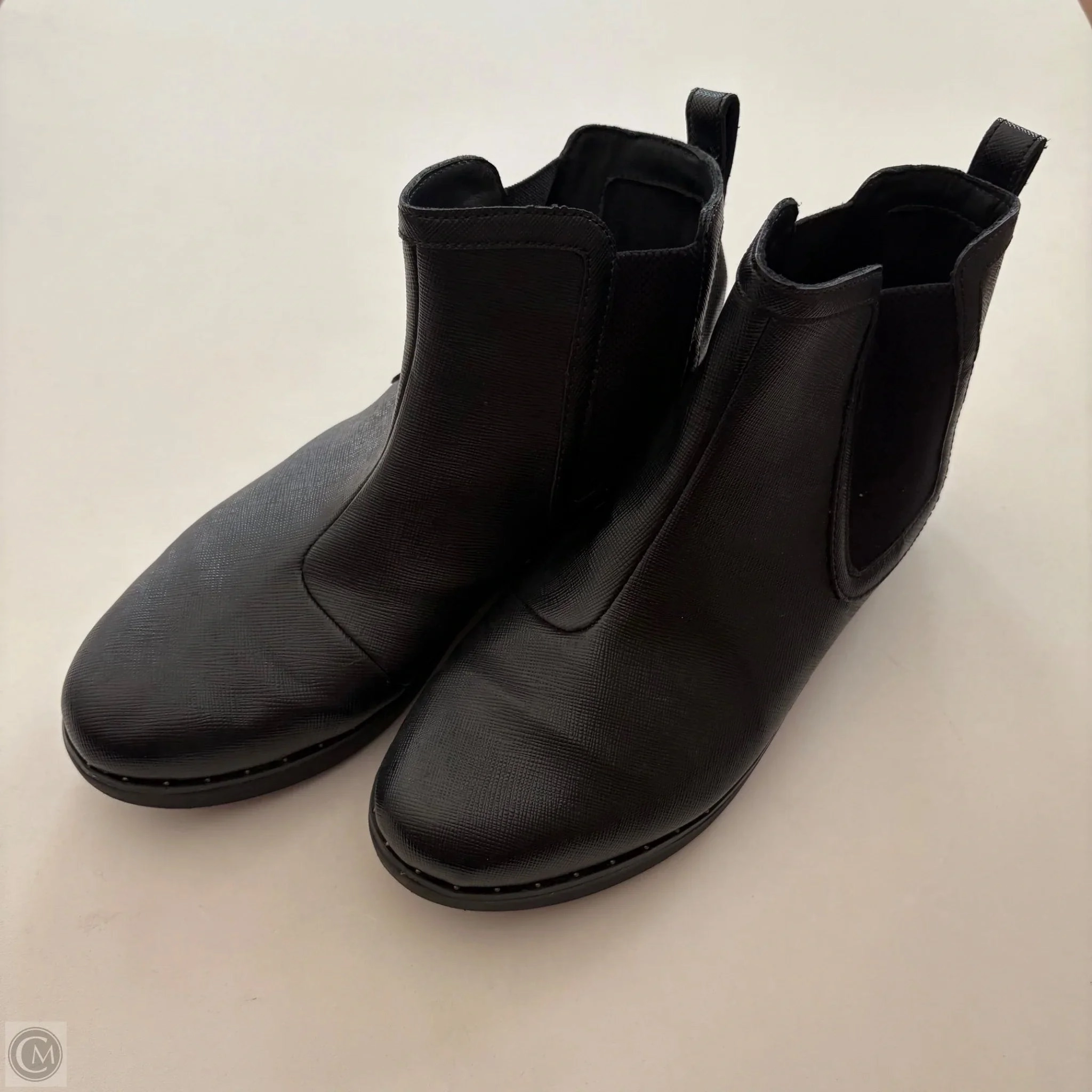 Boots Ankle Flats By Fitflop In Black, Size: 8 City Travel lightweight materials