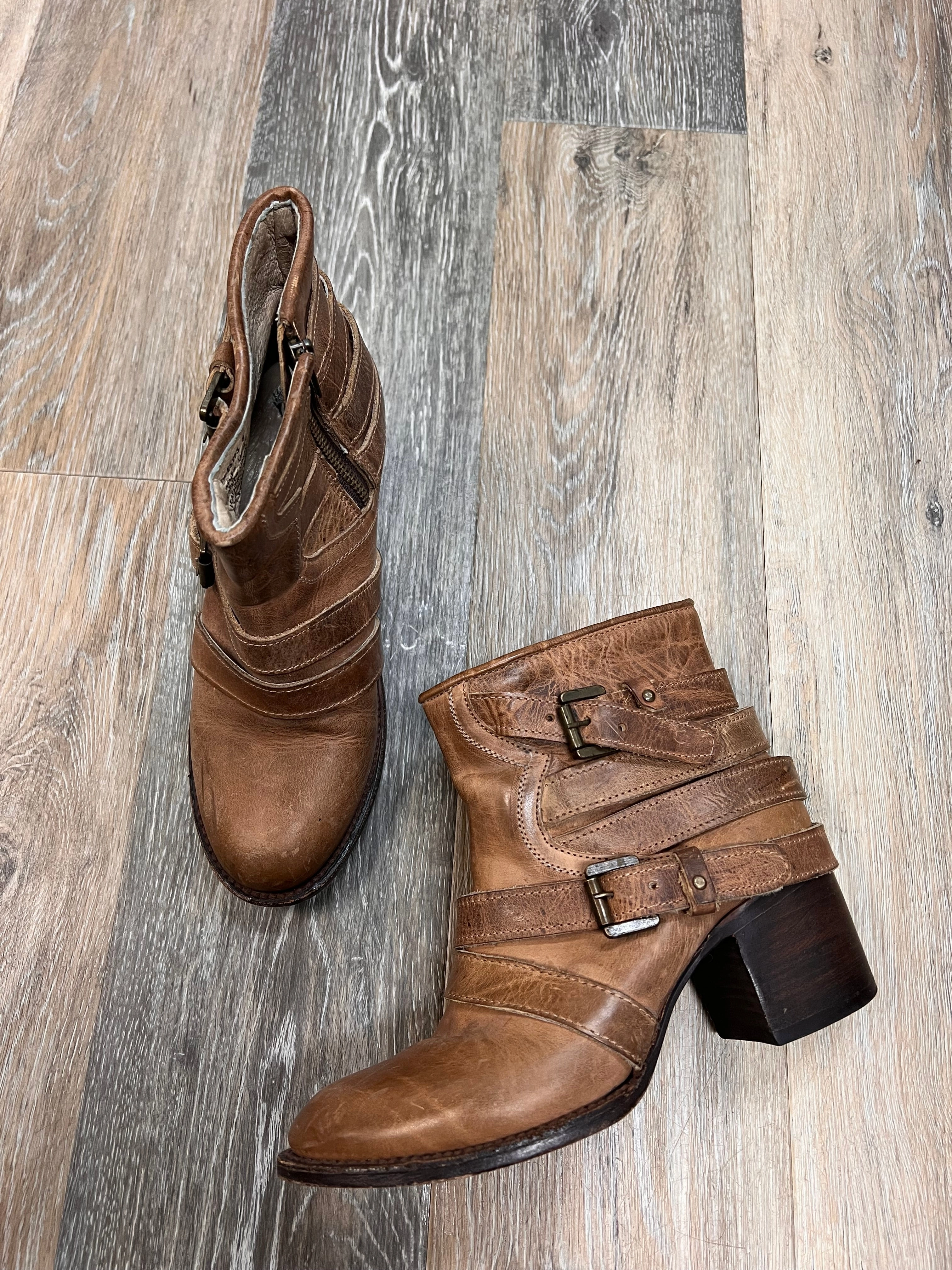 Boots Ankle Flats By Freebird In Brown, Size: 8 Mountain Trail