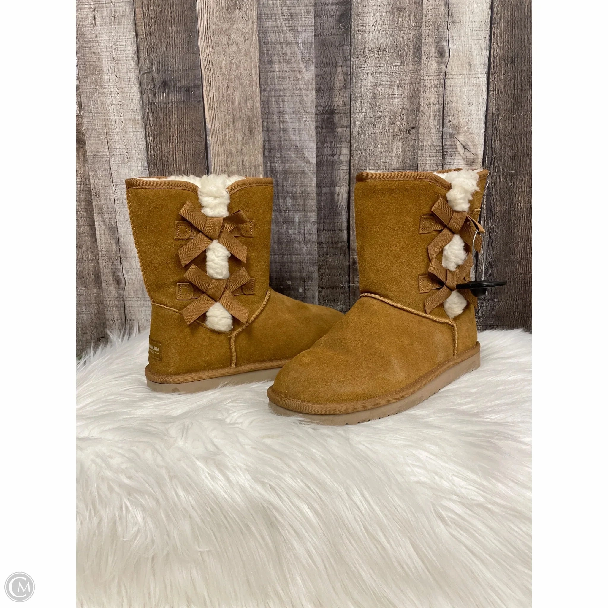 Ankle support system Trek Ready Boots Ankle Flats By Koolaburra By Ugg In Brown, Size: 8