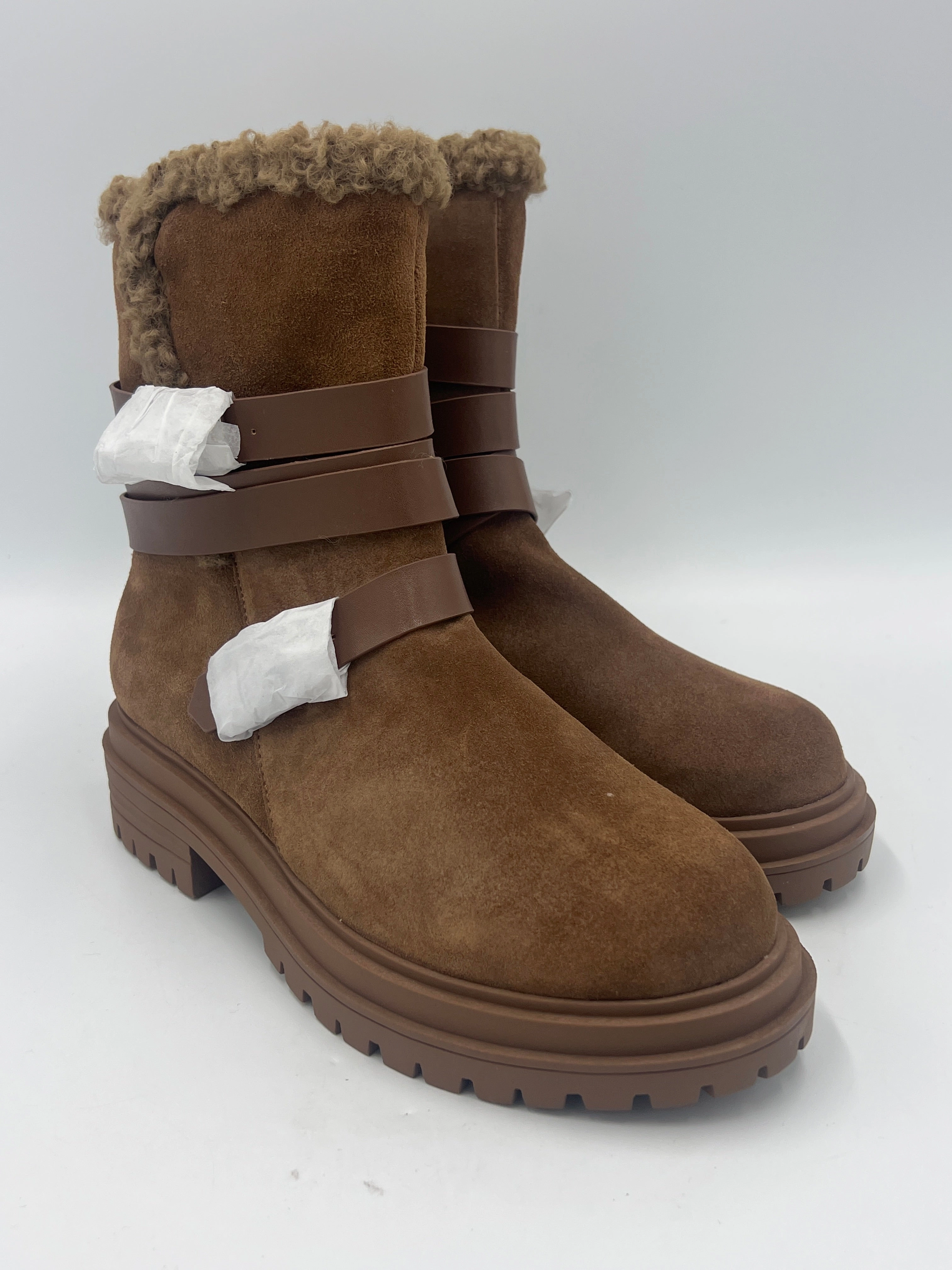 Boots Ankle Flats By Laurie Felt  Size: 6.5 Padded Interior Urban Traveler High-End Craftsmanship