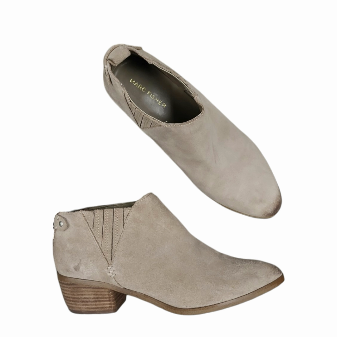 removable insoles Boots Ankle Flats By Marc Fisher  Size: 9