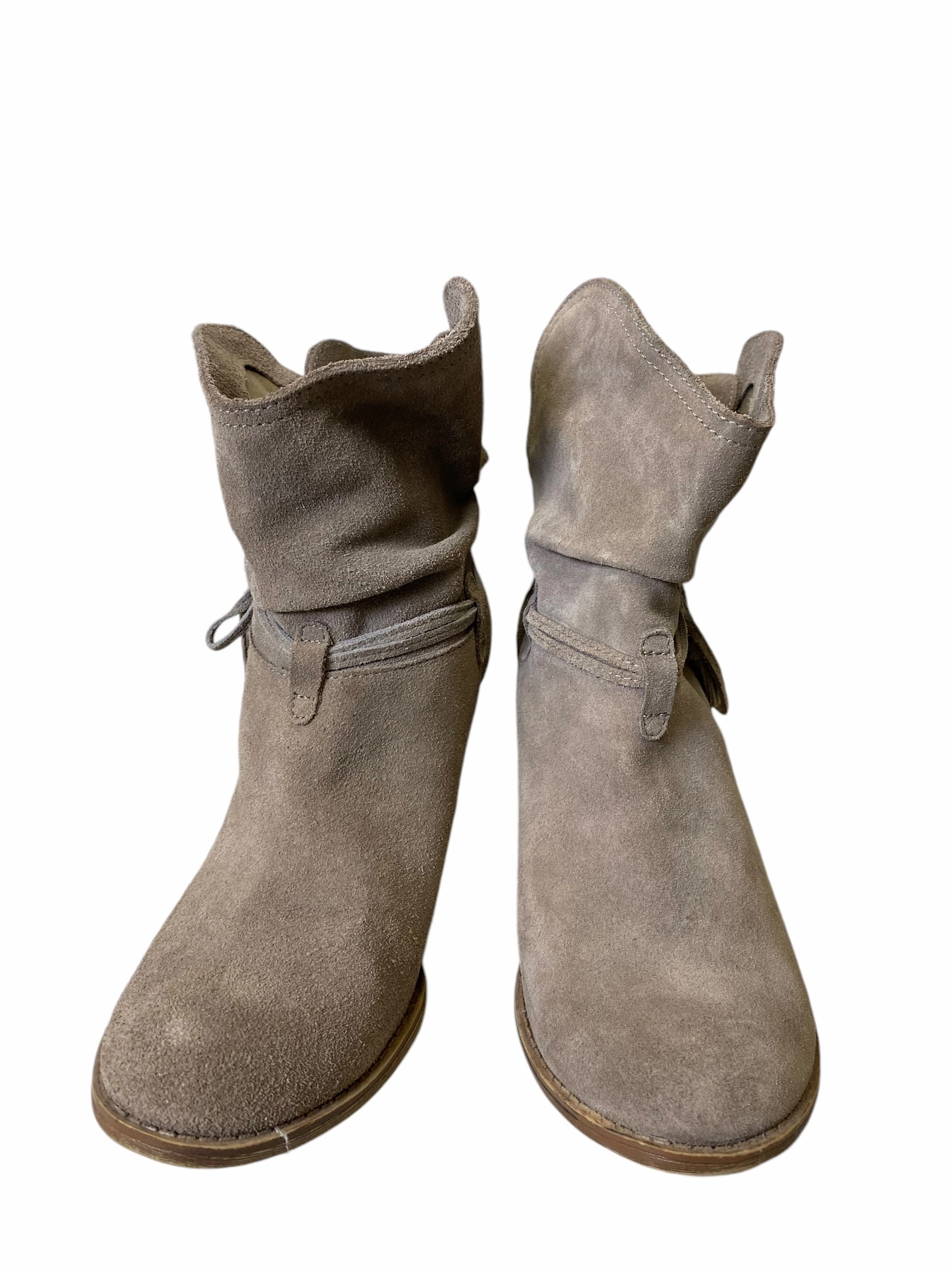 Impact Diffusion Layer Insulated Rural Traveler Boots Ankle Flats By Mia In Grey, Size: 9.5