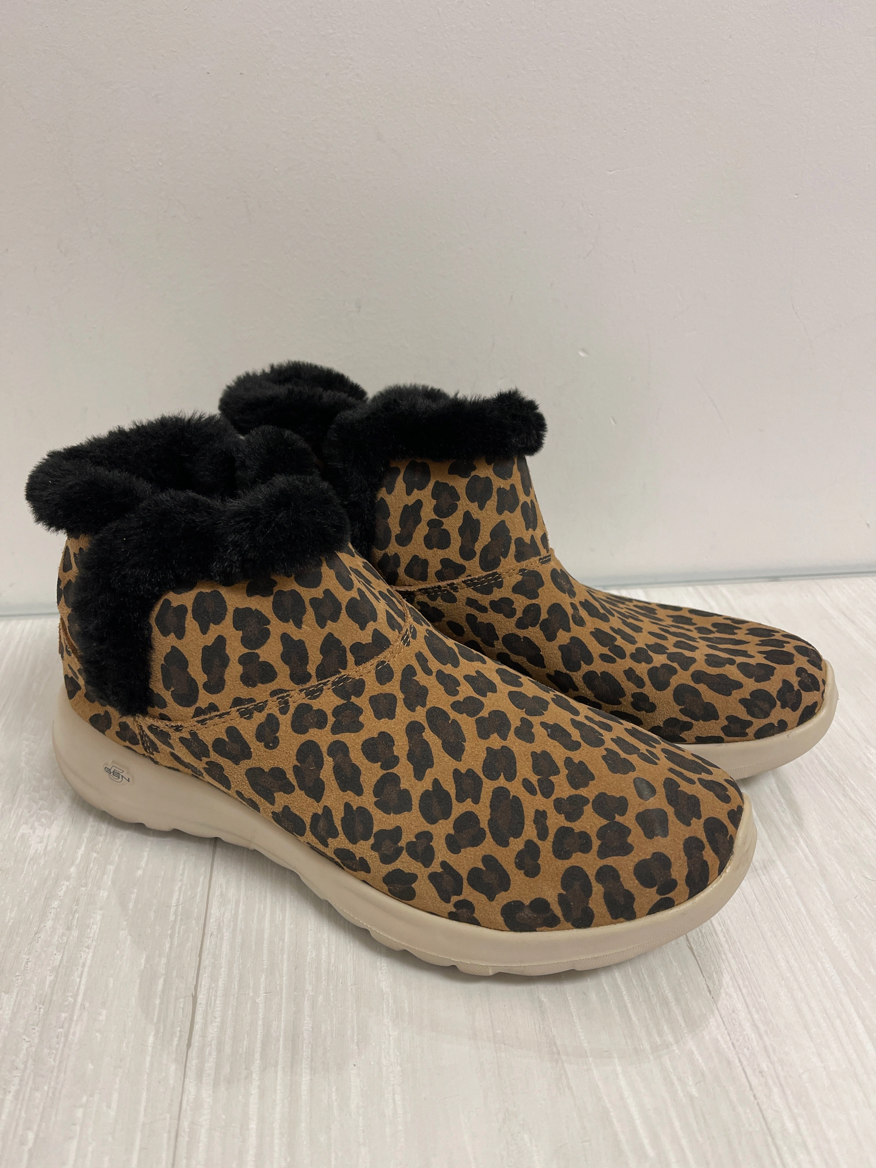 Boots Ankle Flats By Skechers In Animal Print, Size: 9.5 Soft Padding