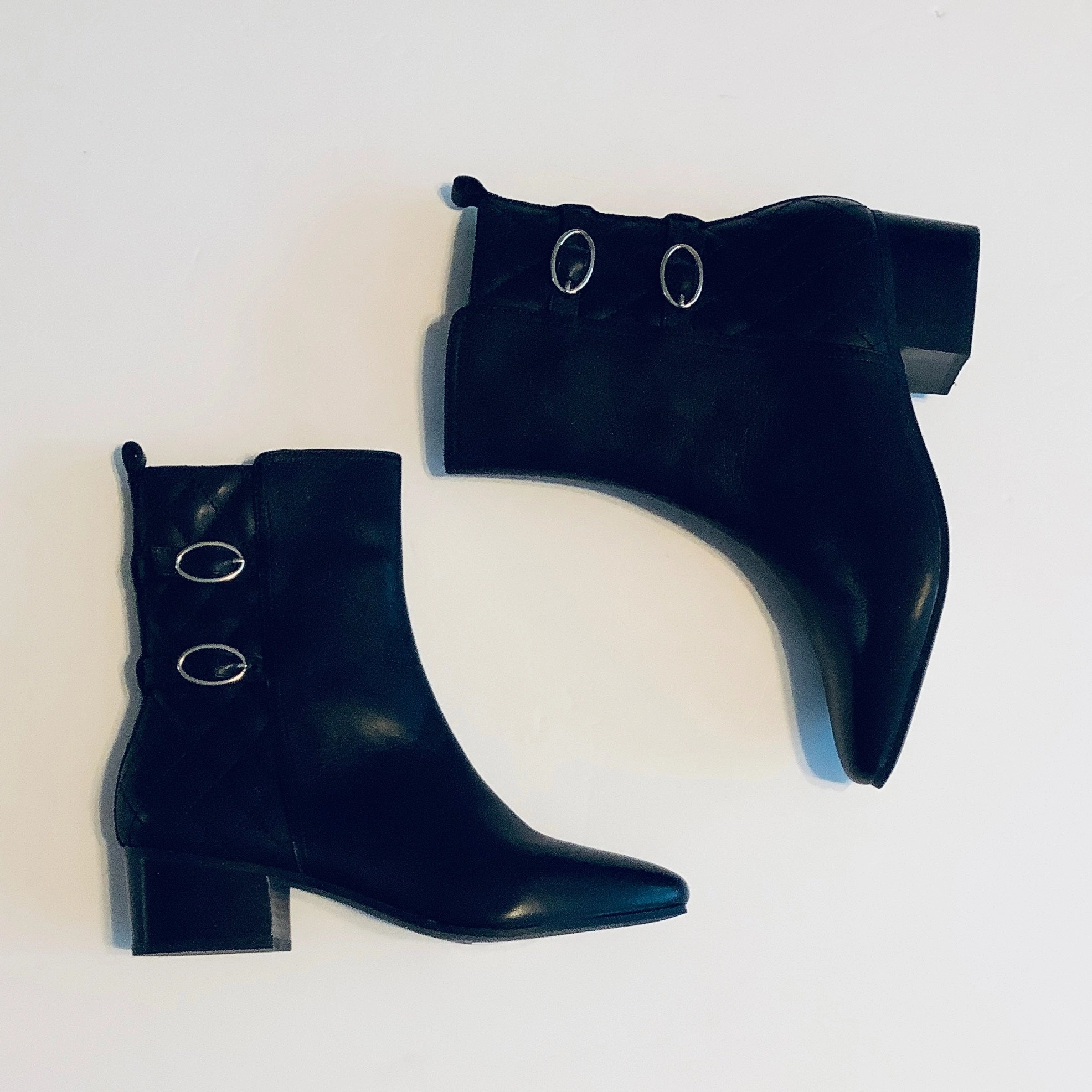 Comfortable Movement Tear-resistant Boots Ankle Flats By Talbots In Black, Size: 8.5