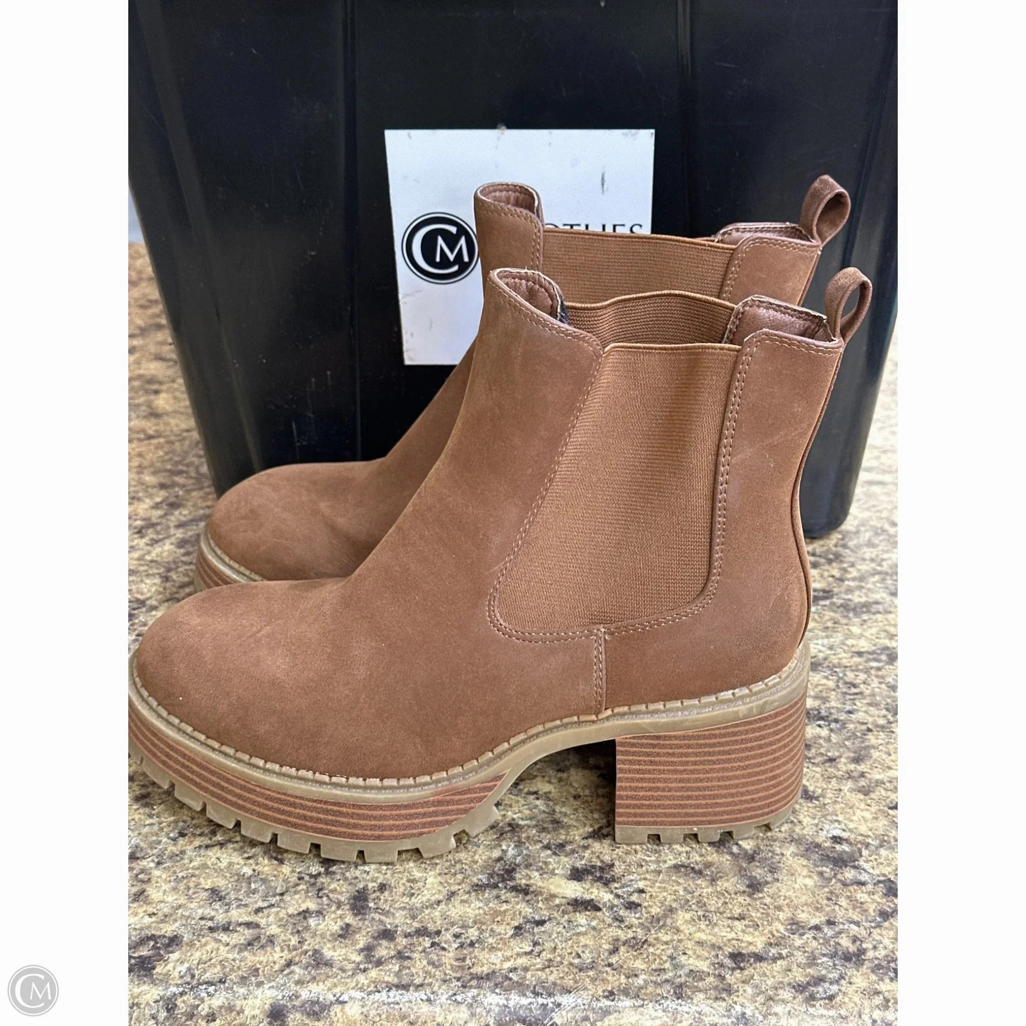 Boots Ankle Flats By Torrid In Brown, Size: 7.5 Street Cool