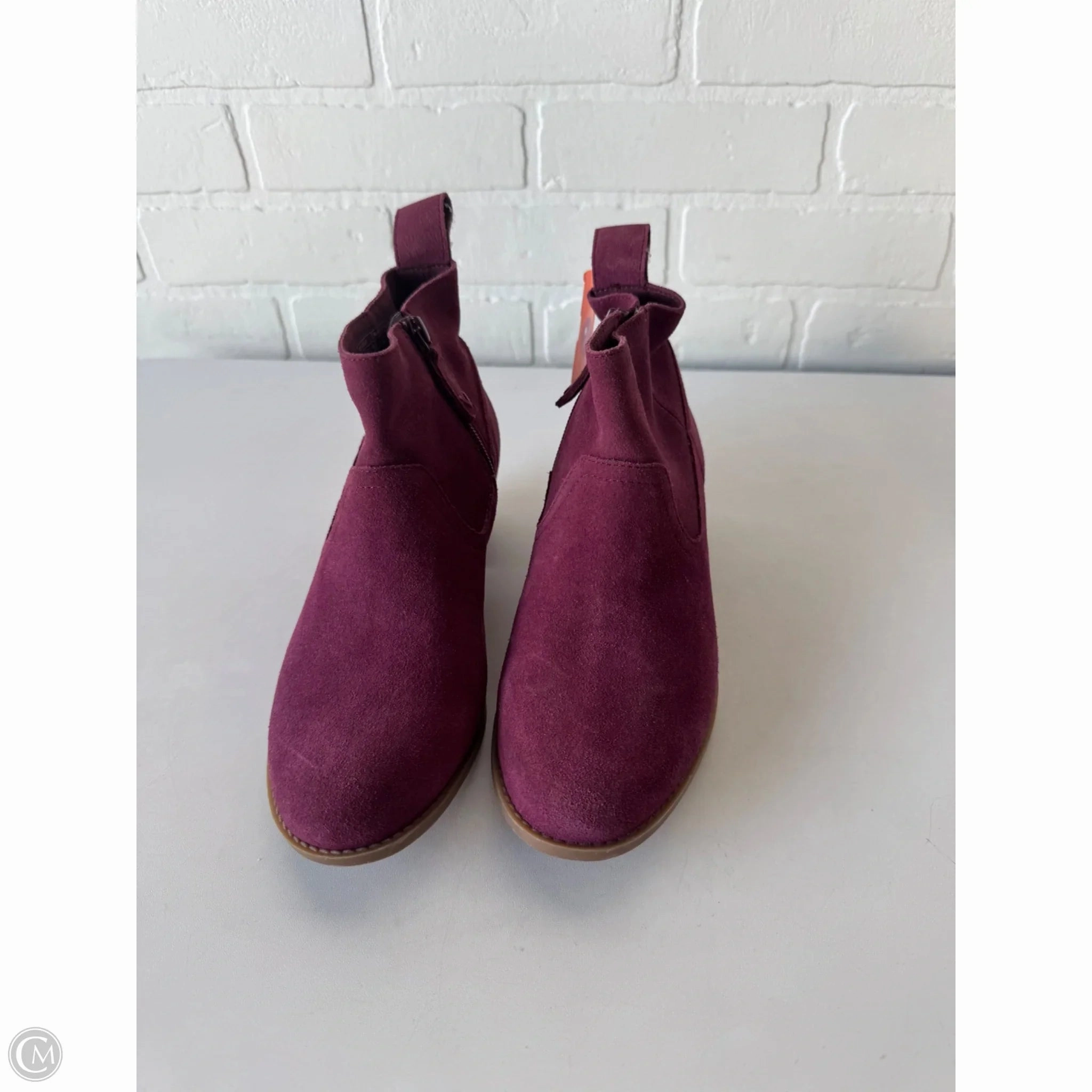 Boots Ankle Flats By Vionic In Purple, Size: 7 Padded Interior Snow Trekker Anti Odor City Walking