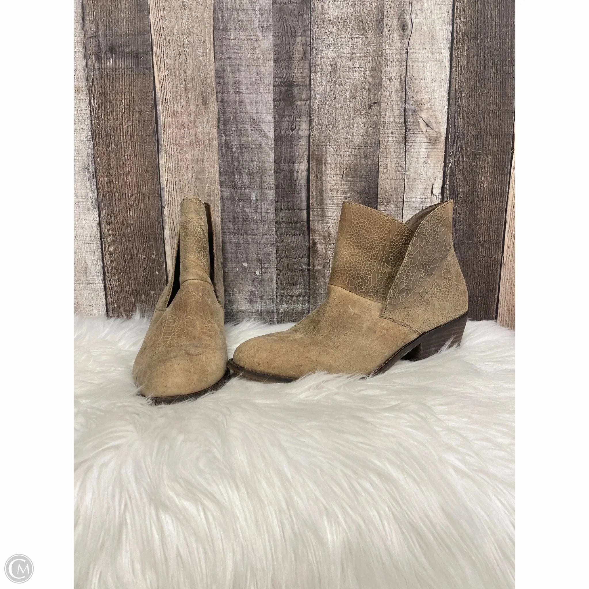 Feather Light Outdoor Trek Boots Ankle Heels By Adam Tucker In Brown, Size: 9.5