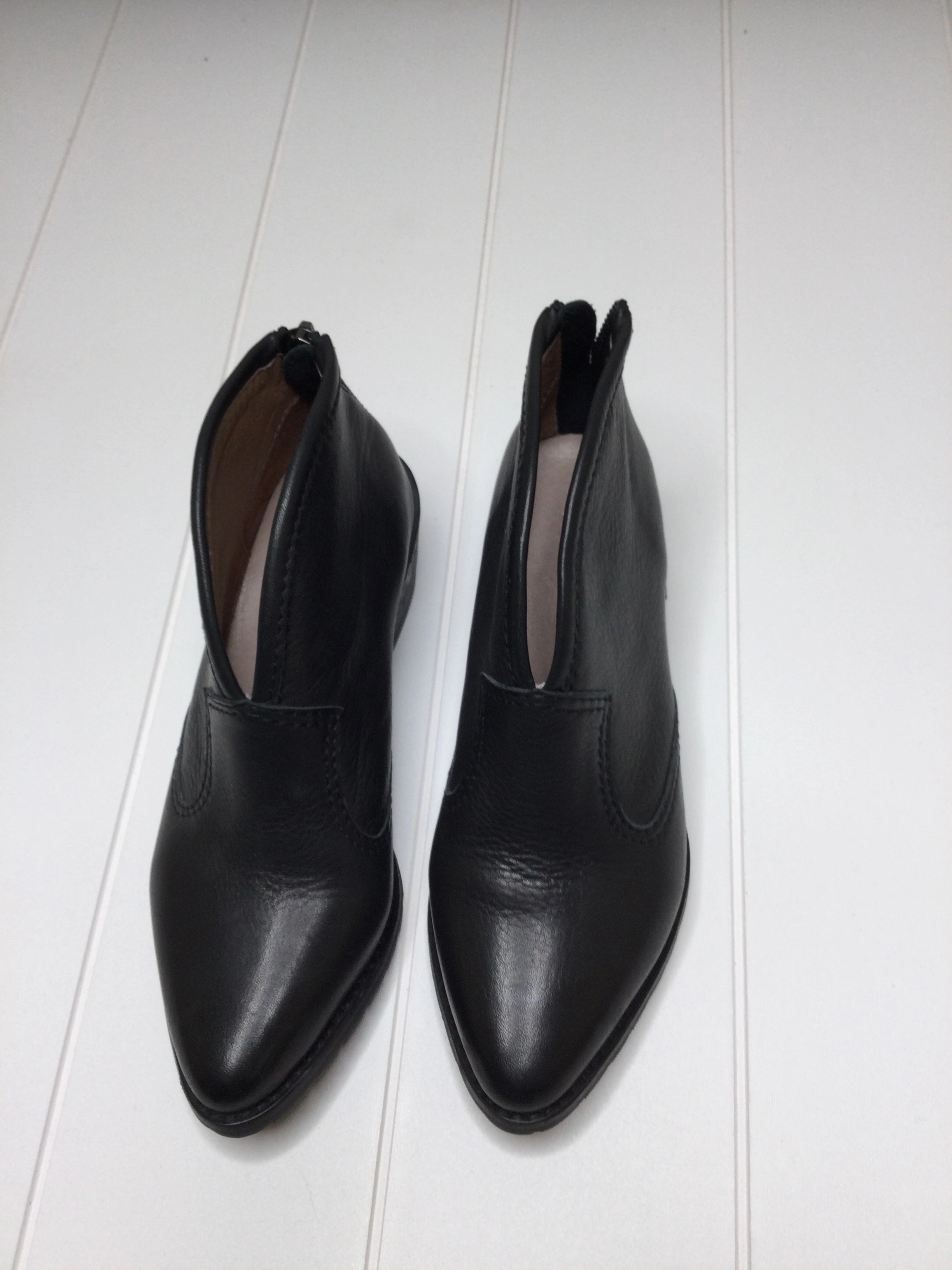 Boots Ankle Heels By All Black Size: 5 Brogue Detail