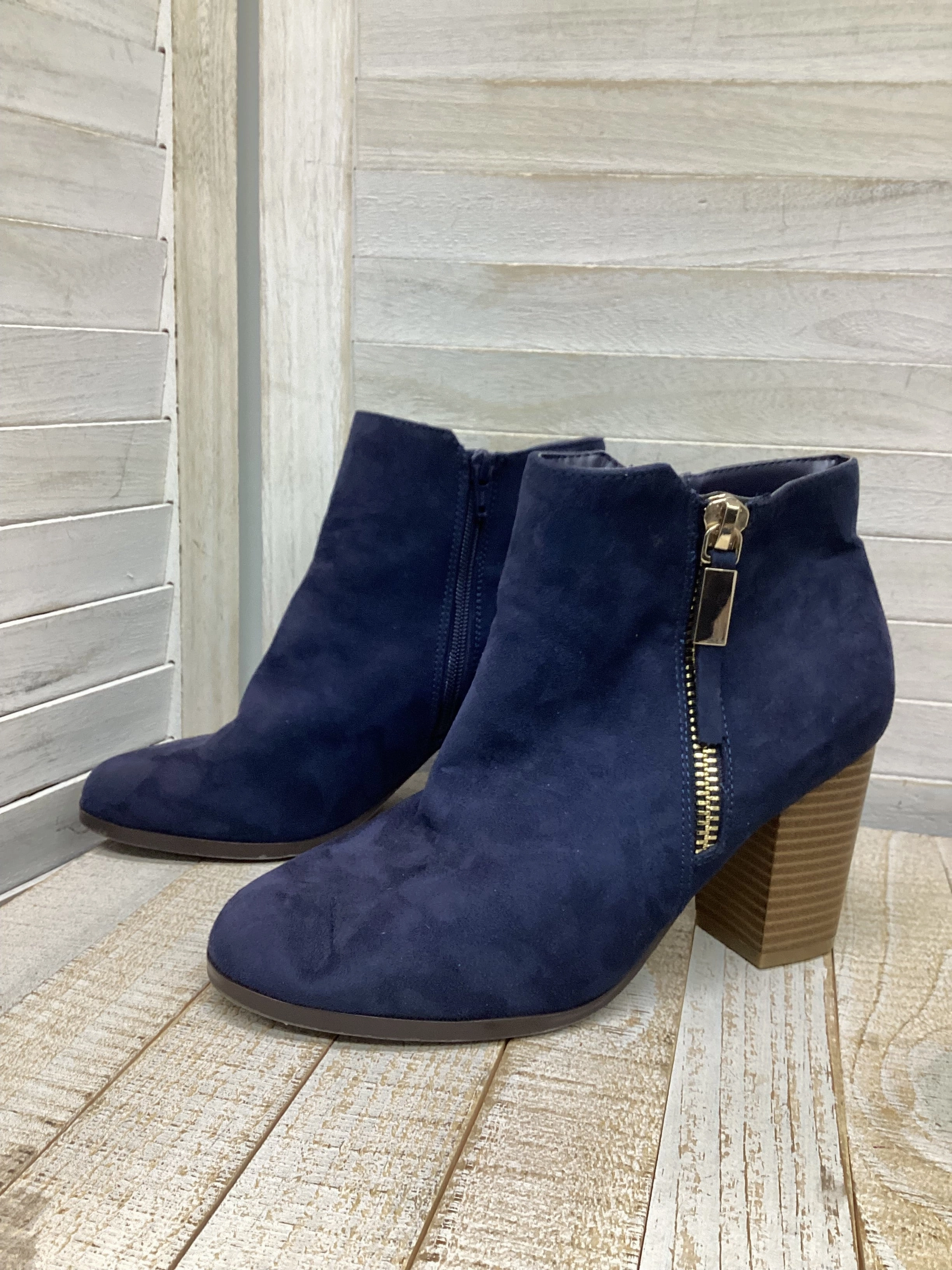 Slip Resistant Urban Traveler Boots Ankle Heels By Apt 9 In Blue, Size: 9
