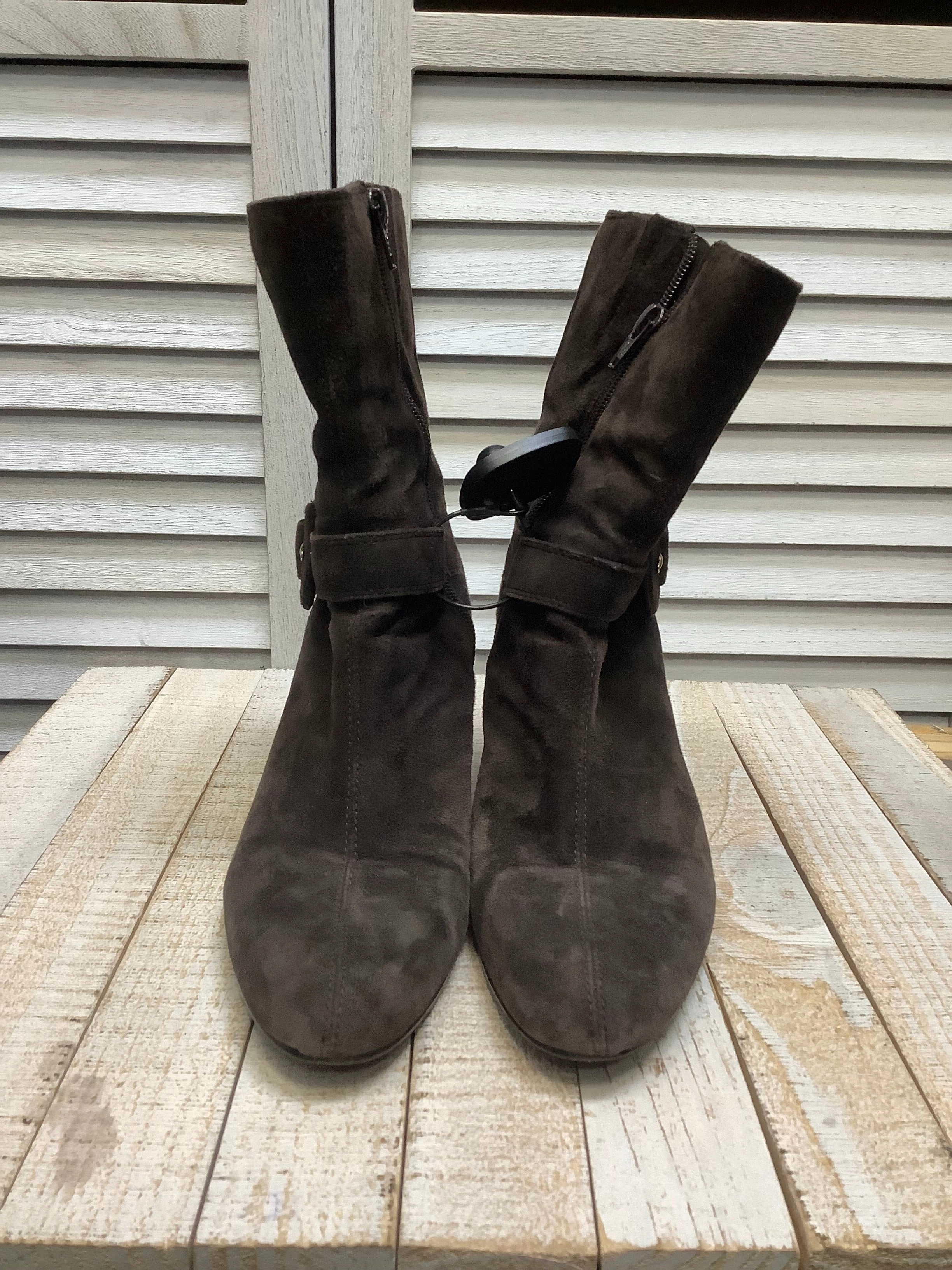 Boots Ankle Heels By Bandolino In Brown, Size: 8 Shock absorption tech Durable Shell Active Nomad
