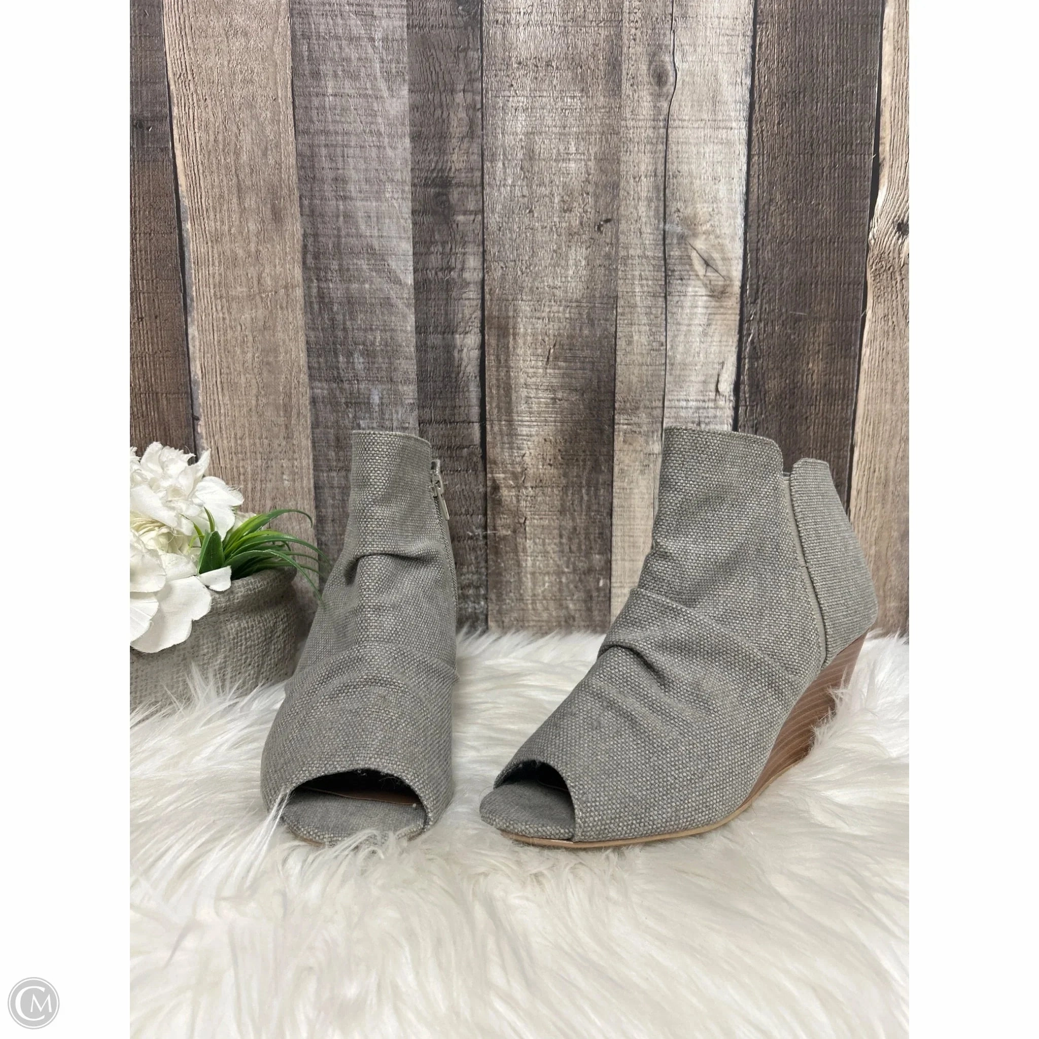 Minimalist Appeal Boots Ankle Heels By City Classified In Grey, Size: 7