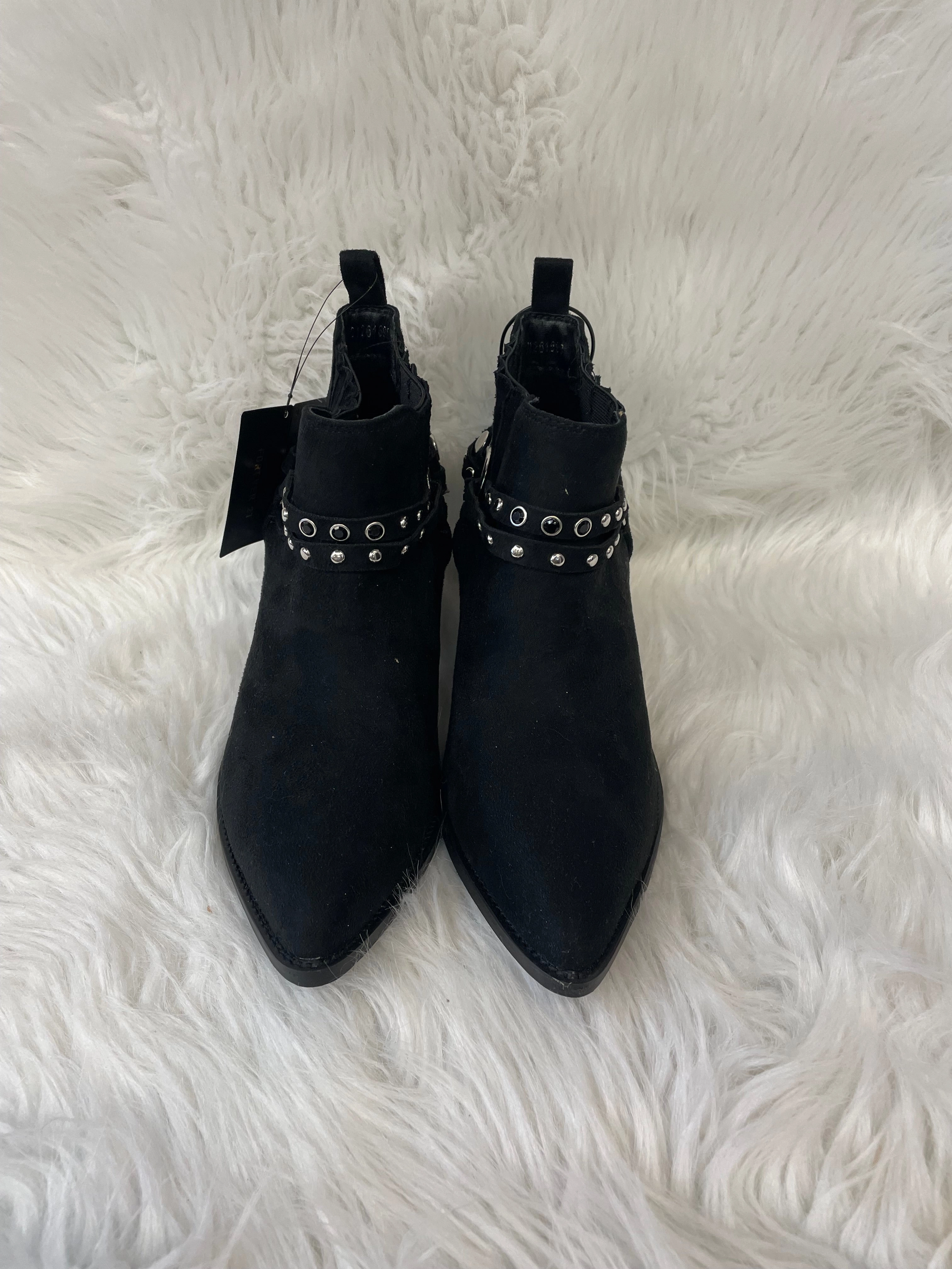 Boots Ankle Heels By Clothes Mentor In Black & Silver, Size: 8 Slip Resistant Adventure Seeker