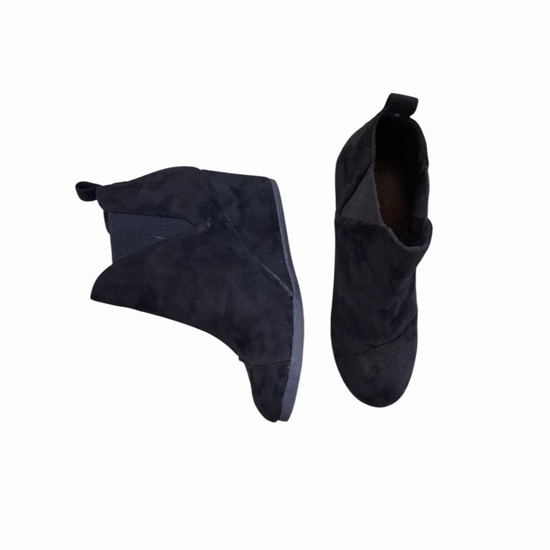 Boots Ankle Heels By Clothes Mentor In Black, Size: 8.5 Trail Ready Footwear