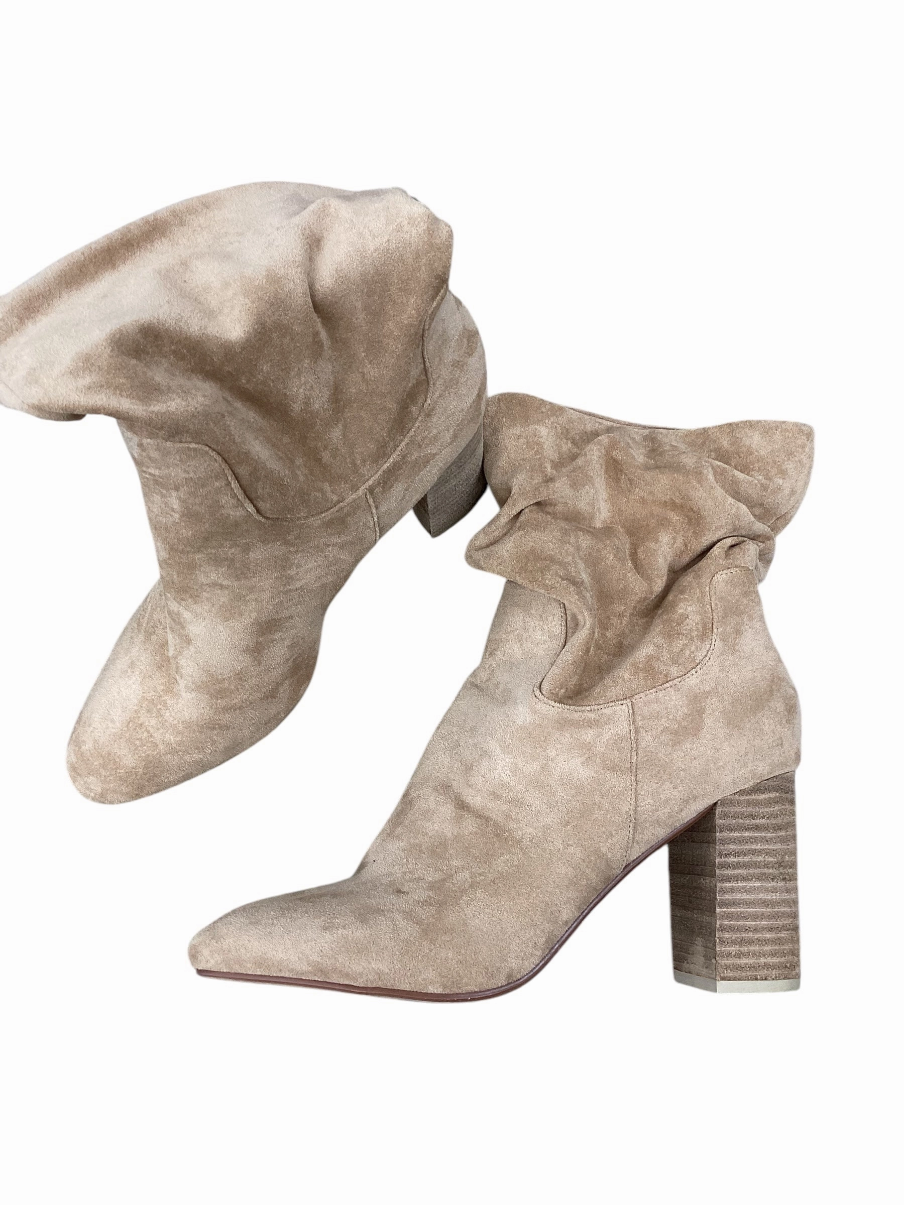Trail Comfort Boots Ankle Heels By Clothes Mentor In Tan, Size: 10