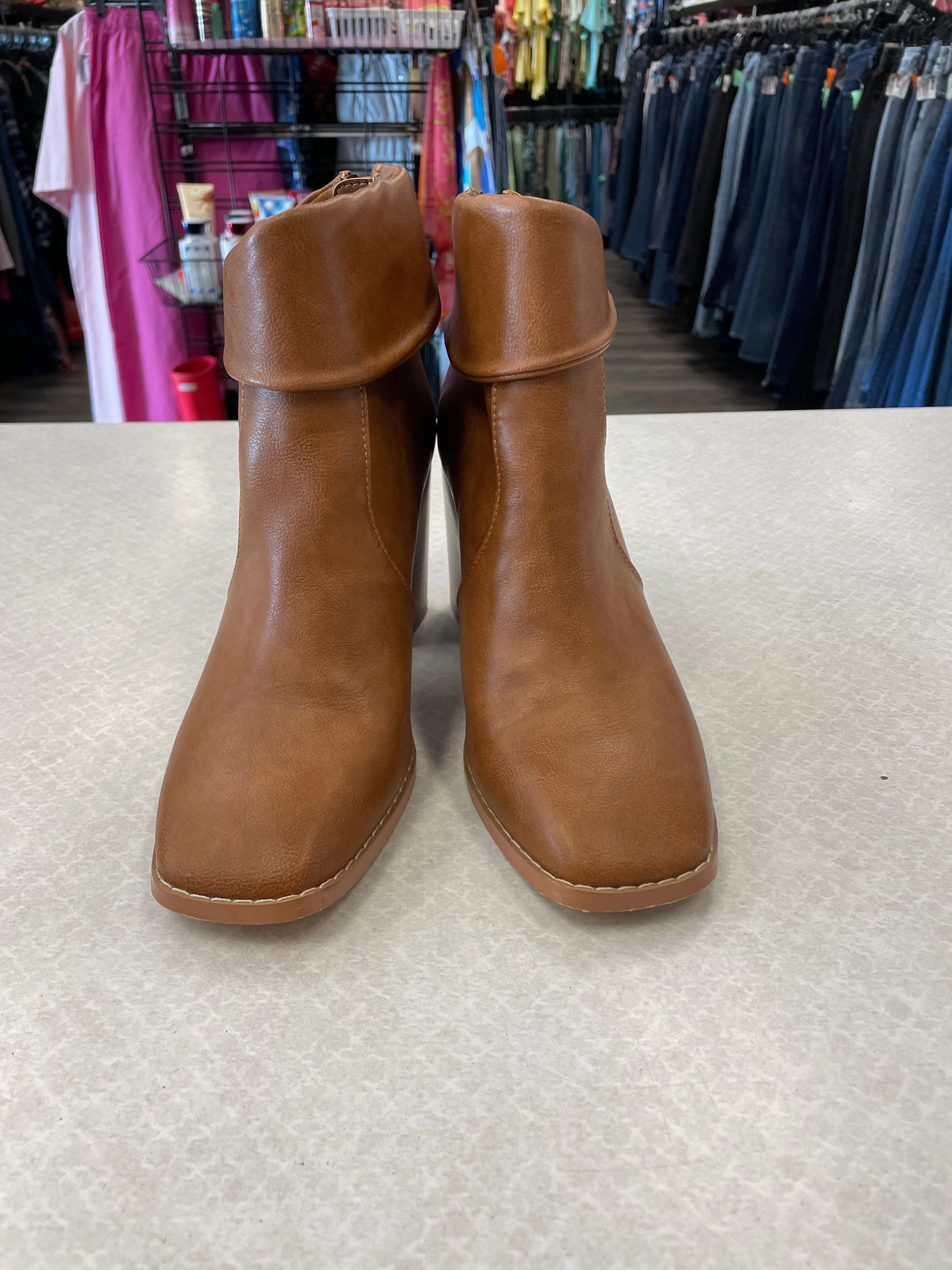 Boots Ankle Heels By Clothes Mentor In Tan, Size: 6.5 Seamless Comfort Outdoor Explorer
