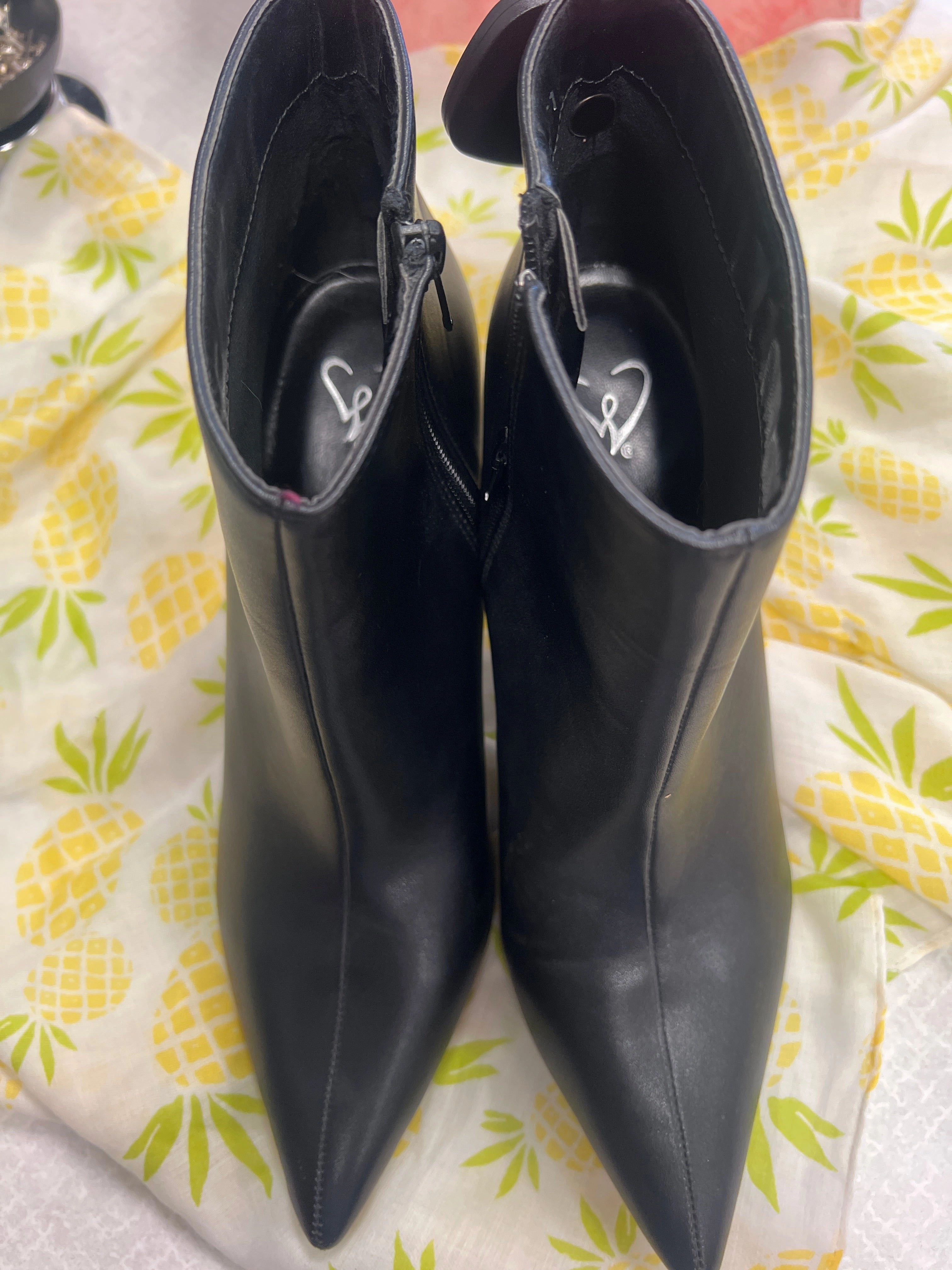 Boots Ankle Heels By Clothes Mentor  Size: 9 Synthetic Upper