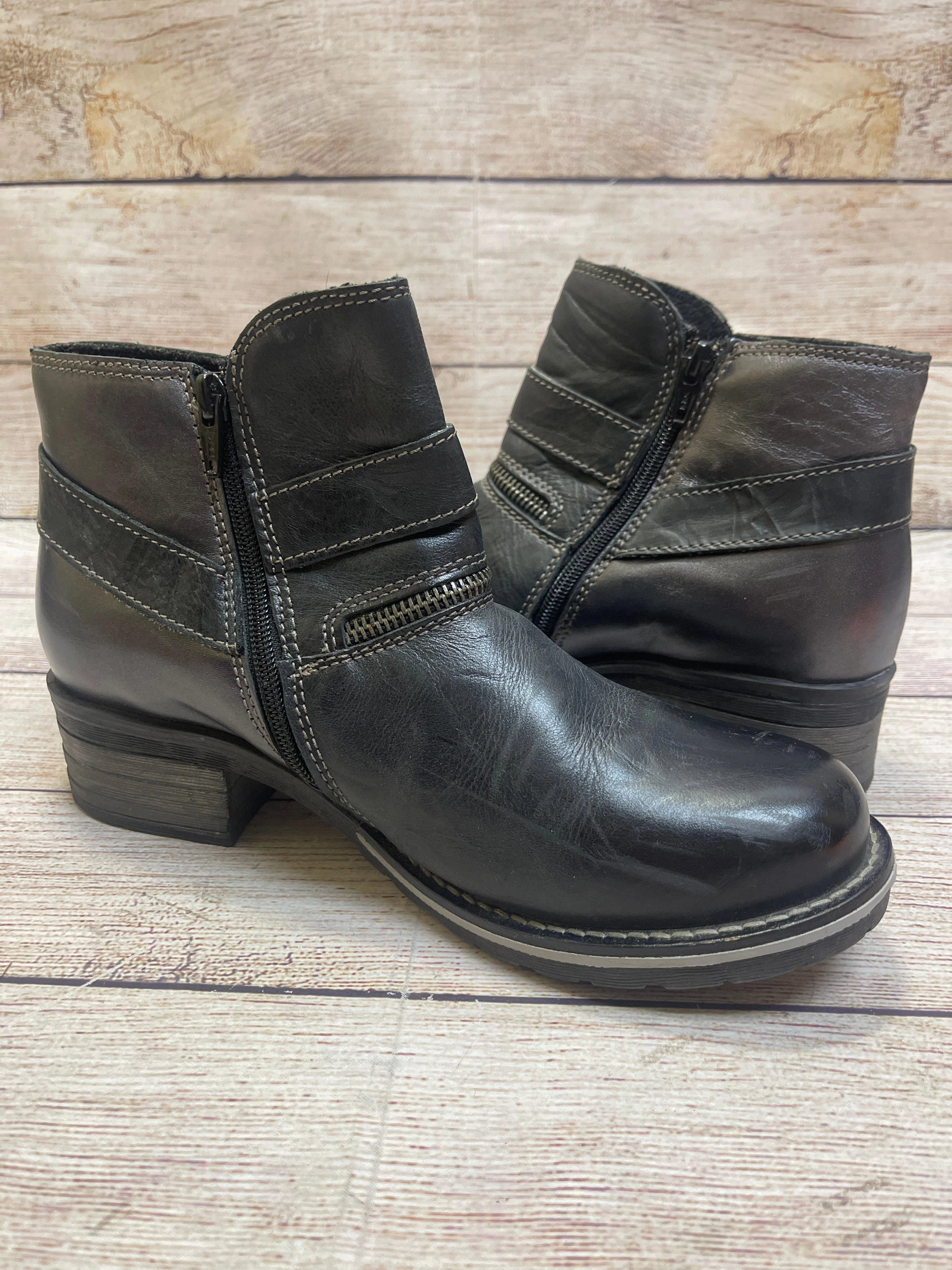 Boots Ankle Heels By Cmb In Black, Size: 8.5 Young Professional Stain Resistant