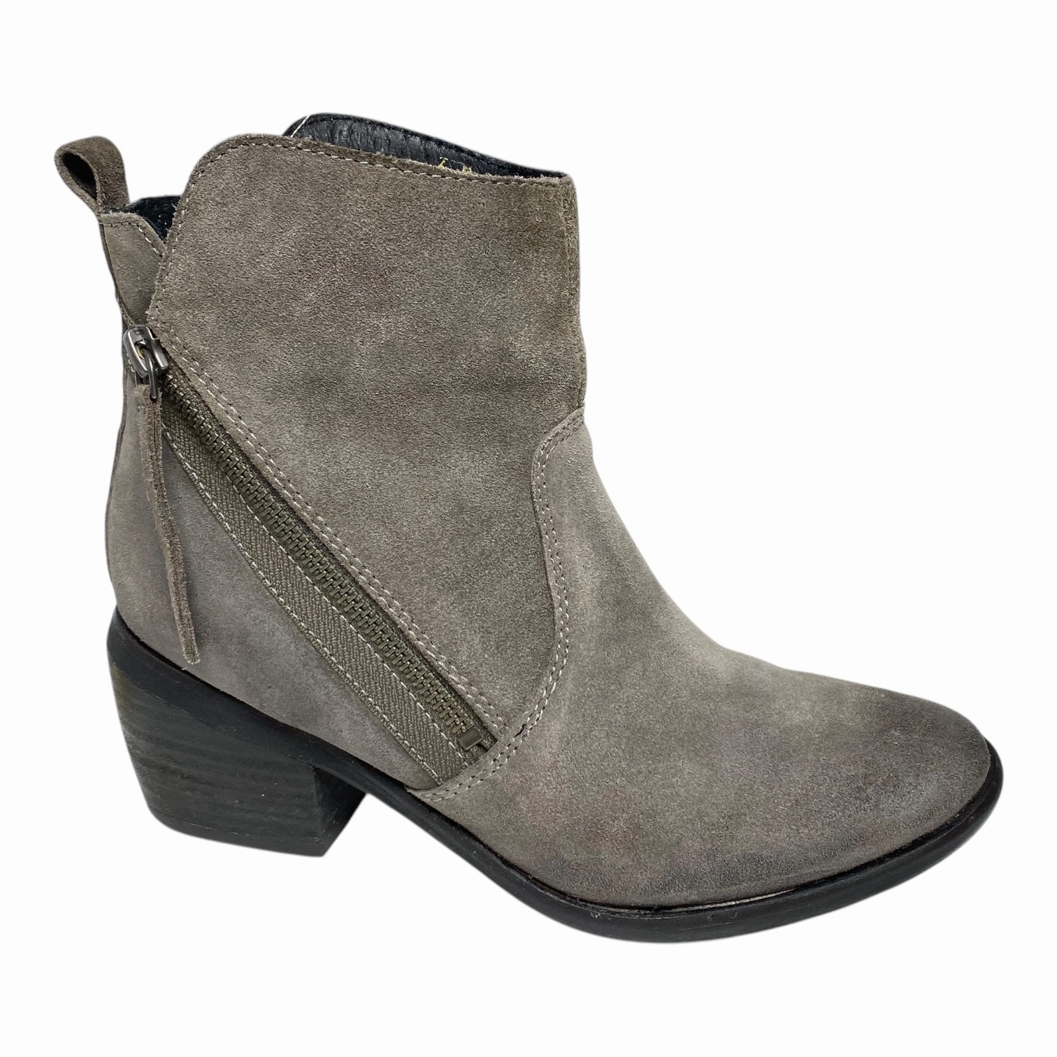 Farm Ready Grippy Outsole Trail Runner Boots Ankle Heels By Diba. True In Grey, Size: 6