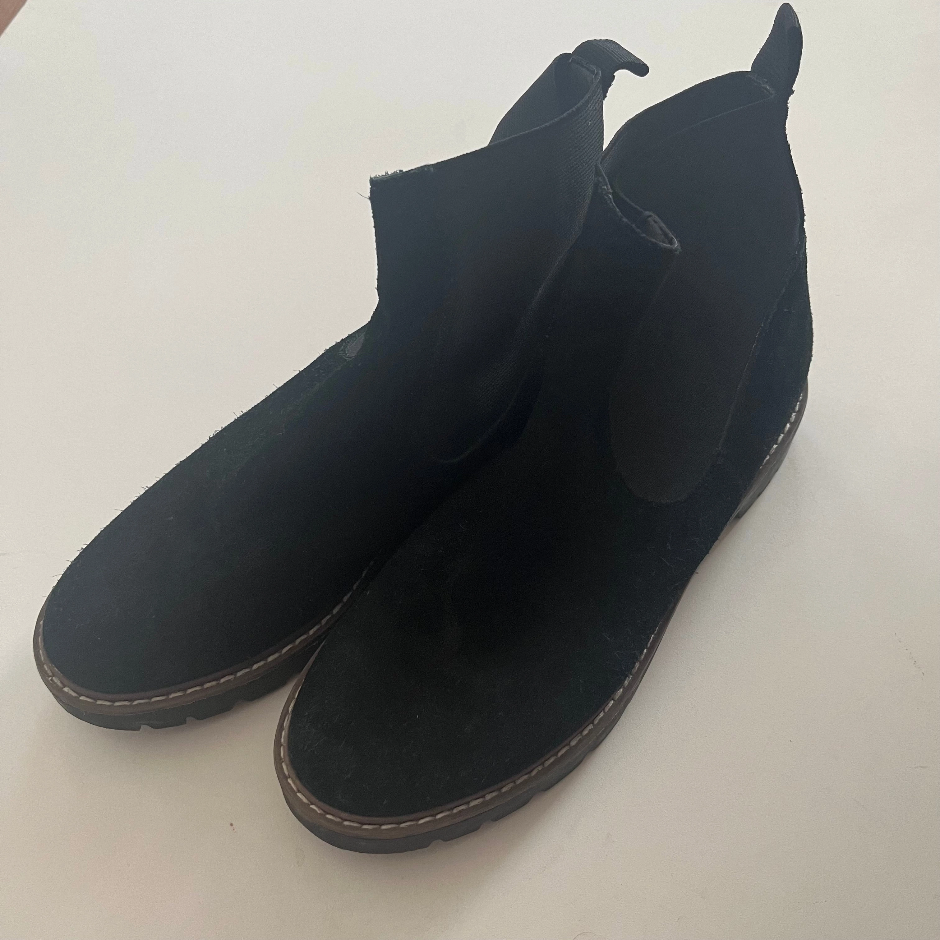 Boots Ankle Heels By Dolce Vita In Black, Size: 9 Clean Silhouette