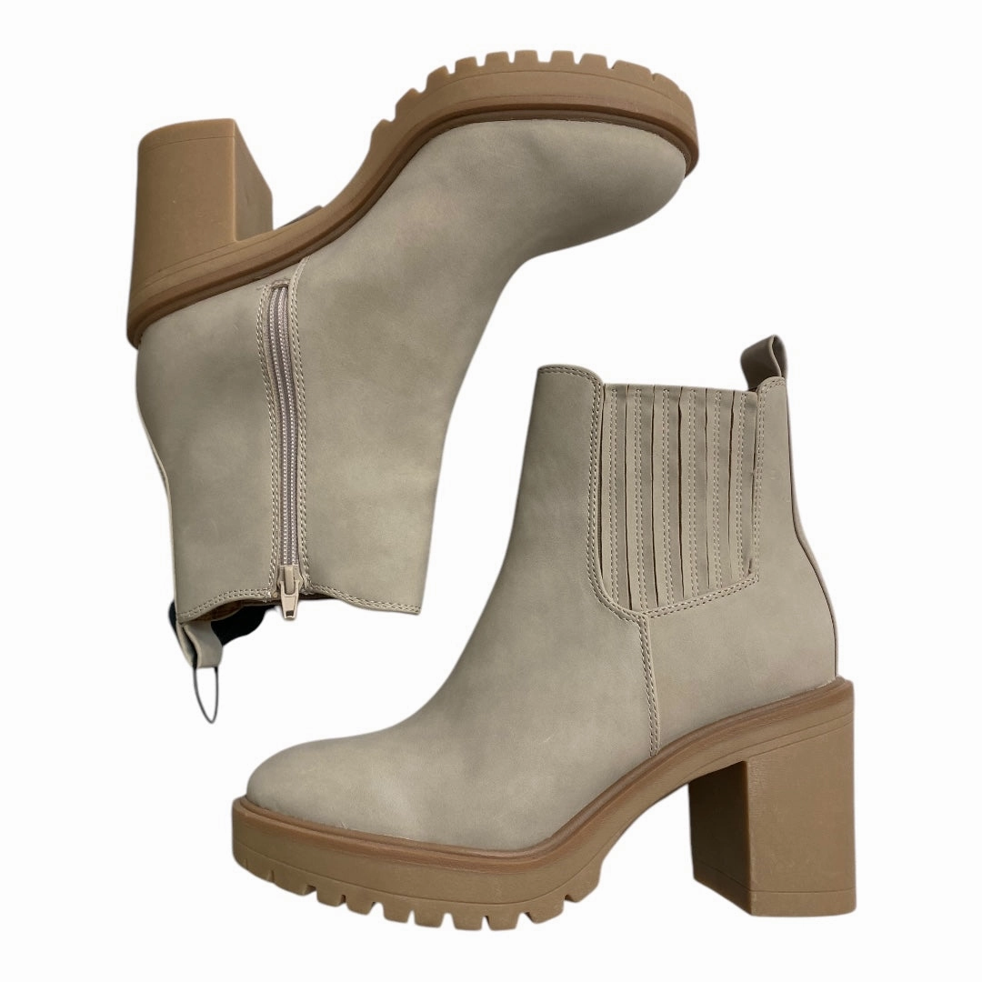 Reinforced toe Boots Ankle Heels By Dolce Vita In Cream, Size:9.5