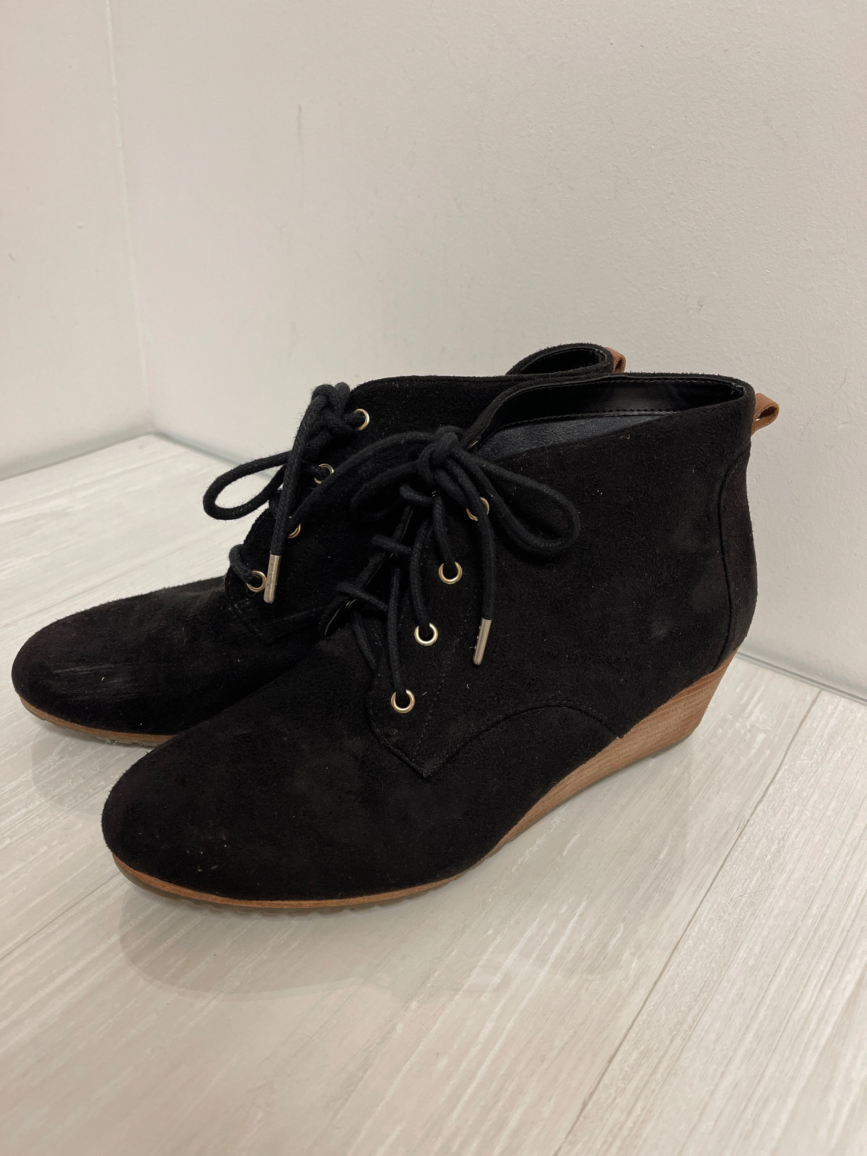 Boots Ankle Heels By Dr Scholls In Black, Size: 9 Rubber Compound Outsole Office Worker