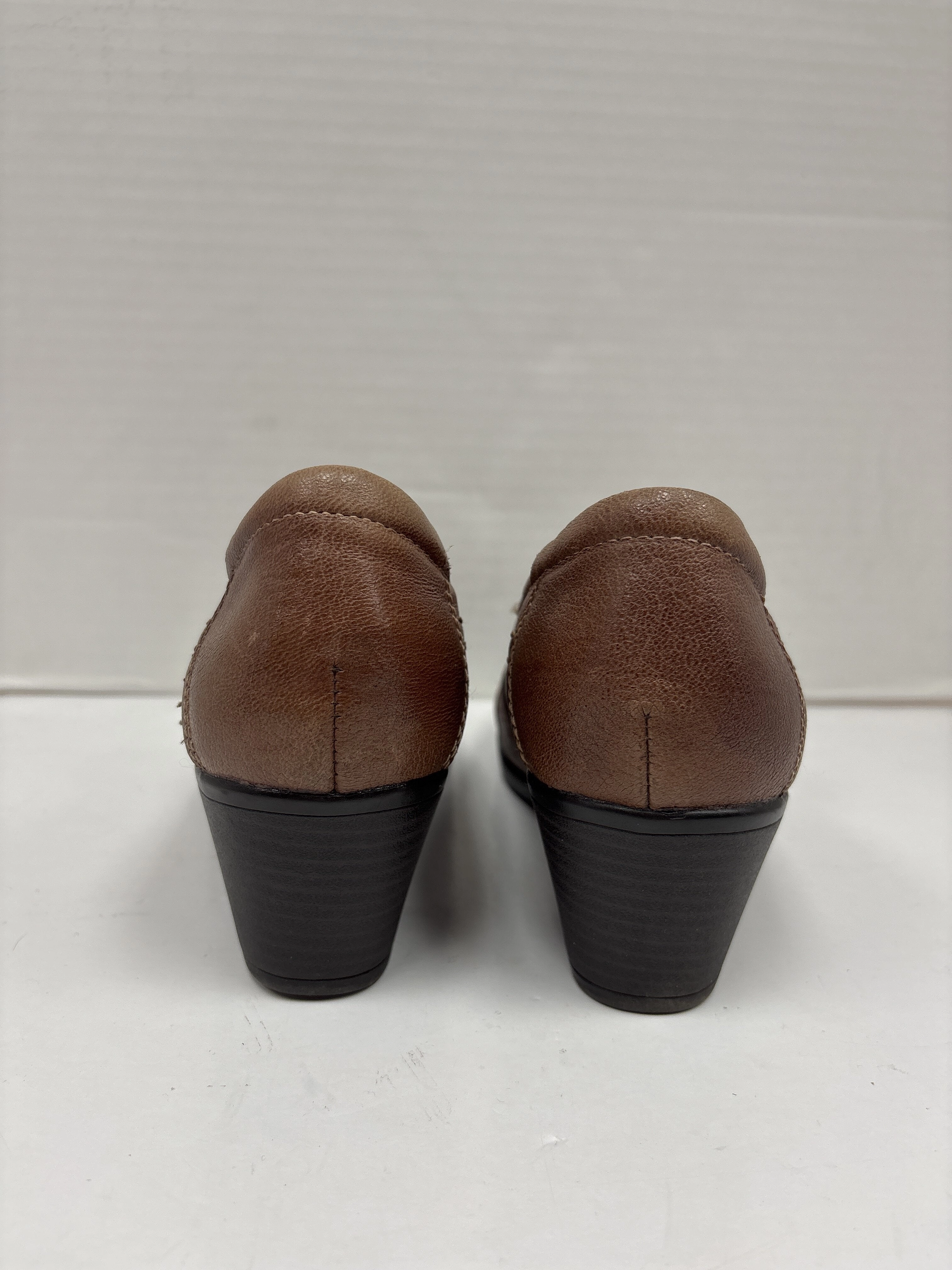 Quick Drying Cold Climate Grippy Outsole Backcountry Camper Boots Ankle Heels By Earth Origins  Size: 7