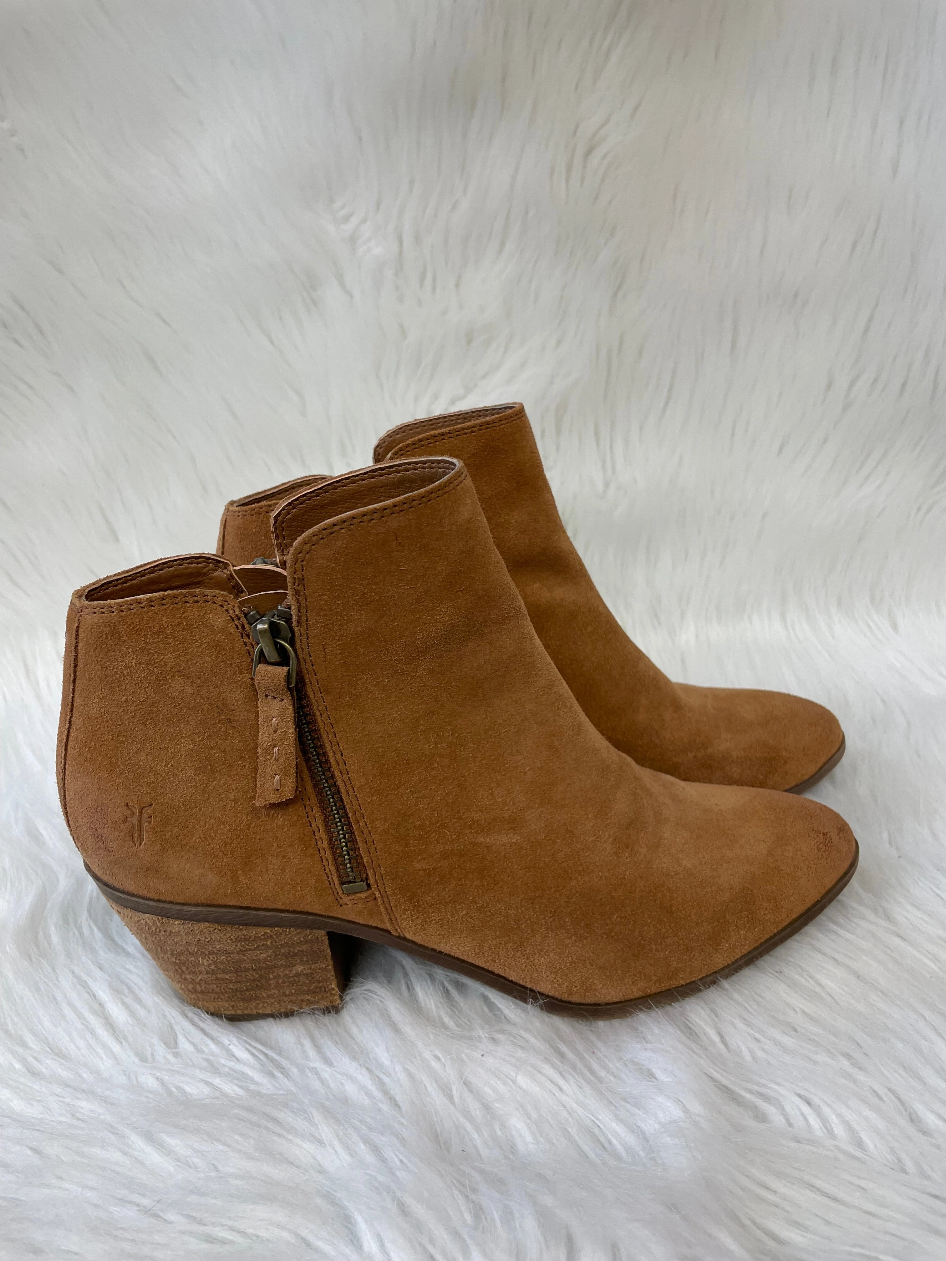 Boots Ankle Heels By Frye In Brown, Size: 8 Walking Soft Power