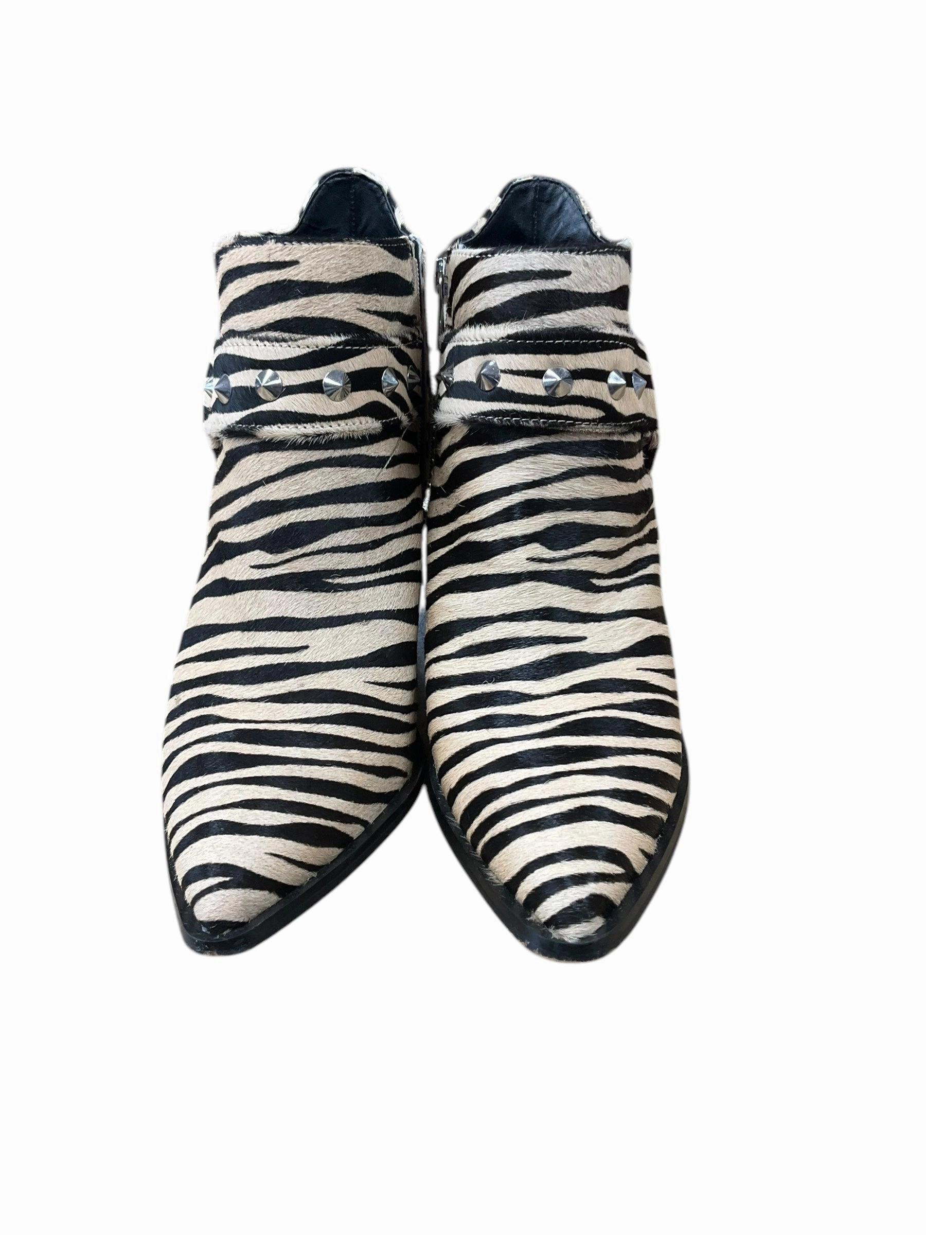 Boots Ankle Heels By Jessica Simpson In Animal Print, Size: 10 Run Errand Ski Lodge