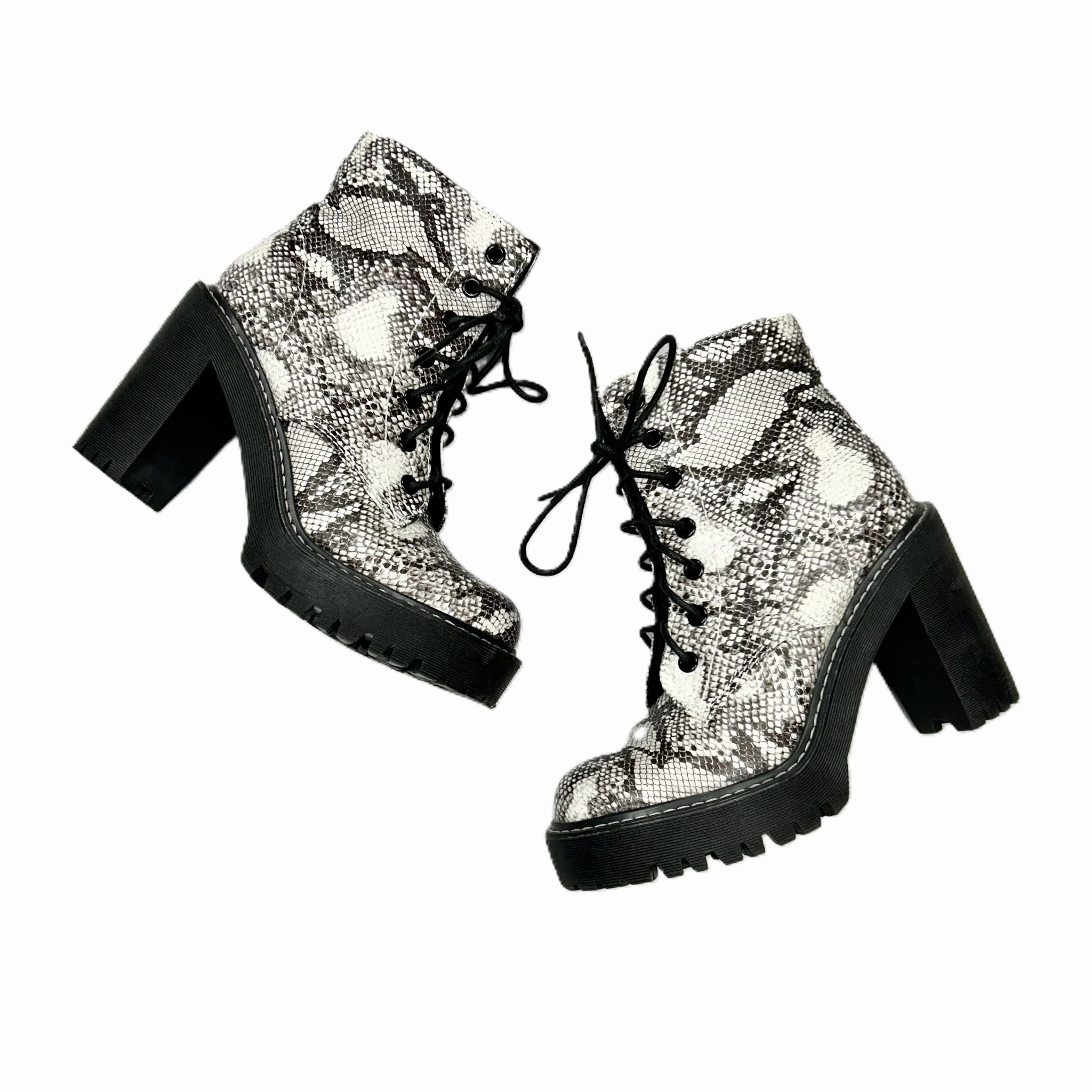 Soft Lining Boots Ankle Heels By Madden Girl In Snakeskin Print, Size: 6.5