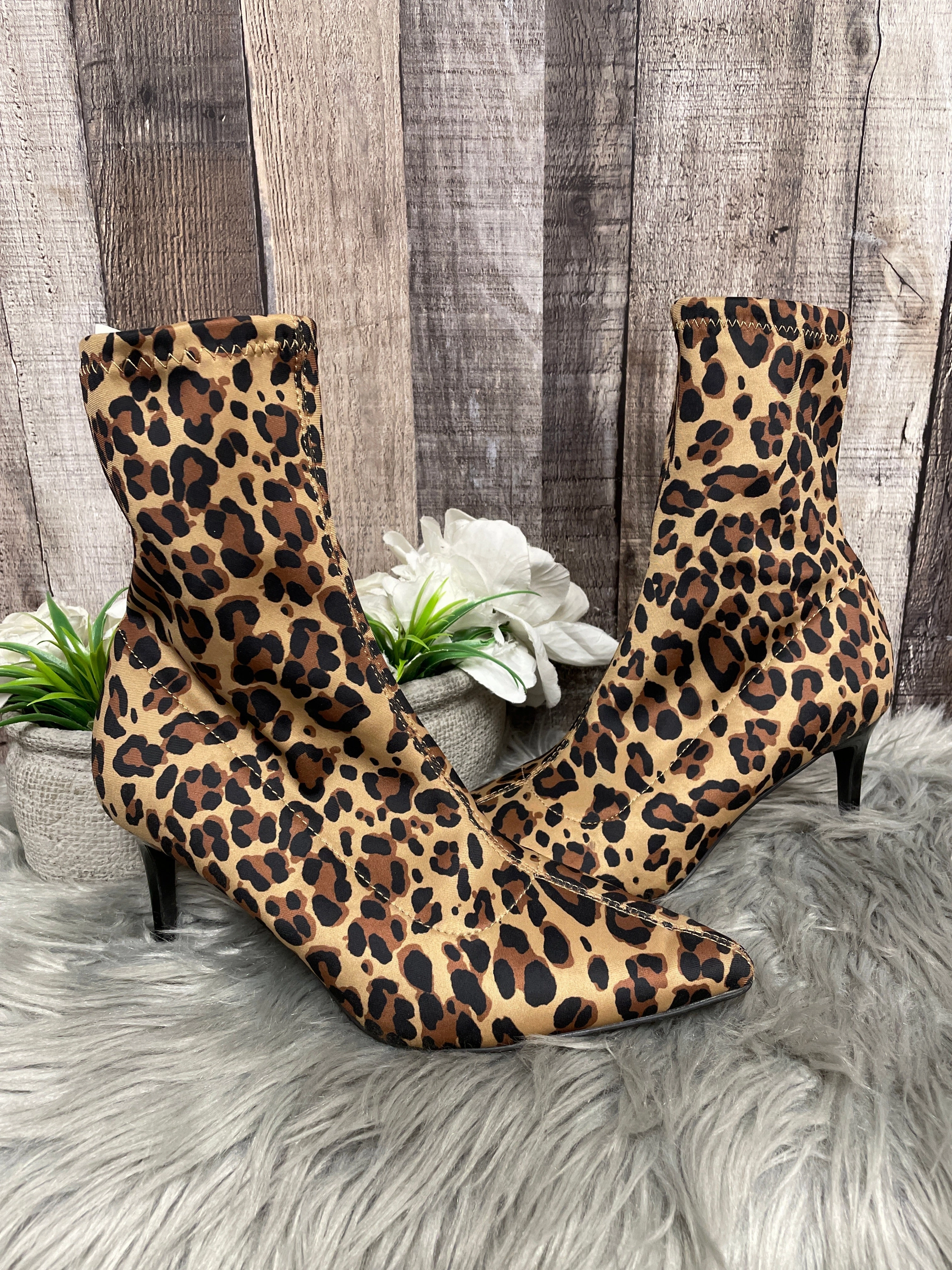 Comfort Lining Nature Lover Waterproof Trail Runner Boots Ankle Heels By Mix No 6 In Animal Print, Size: 9