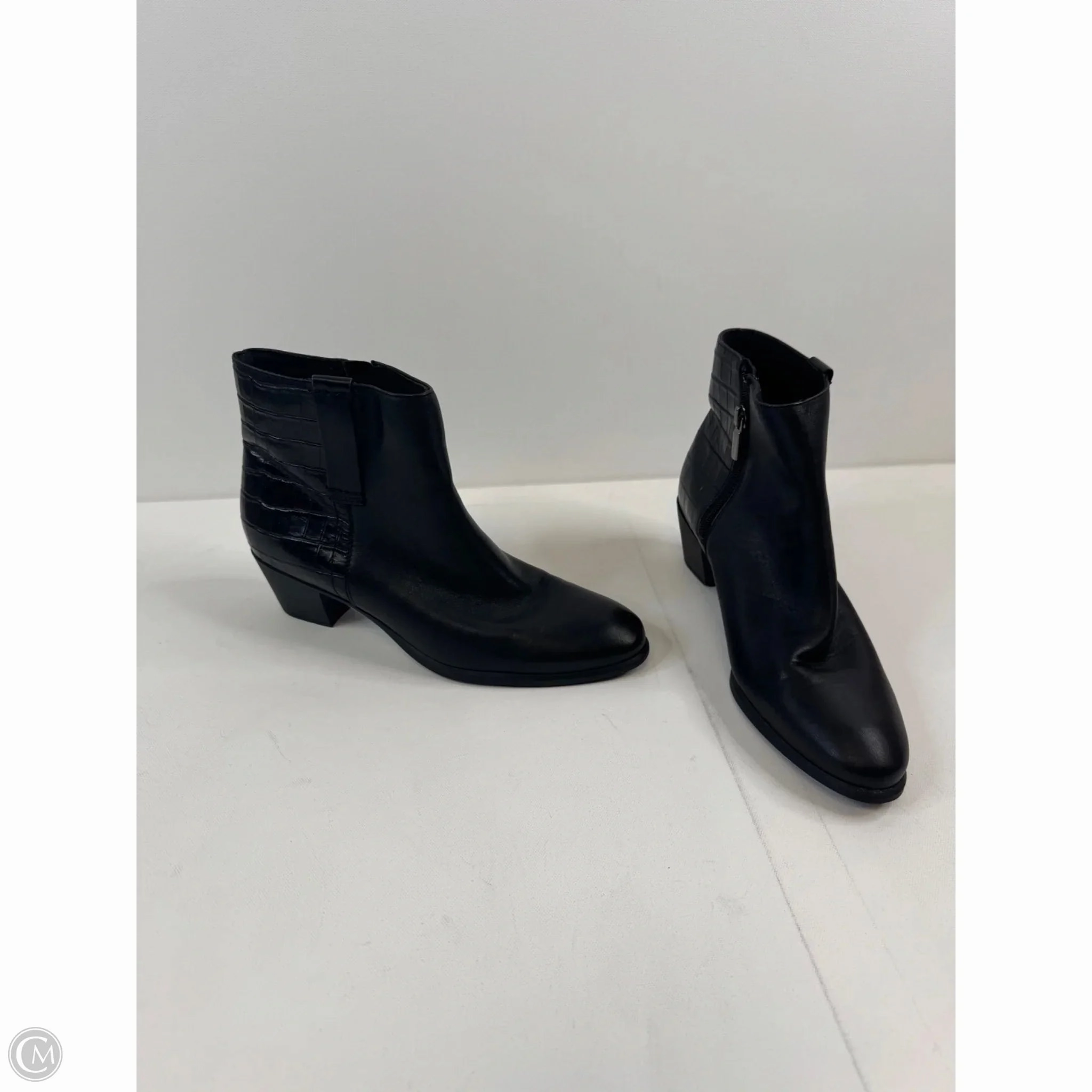 Soft Relaxed Vibe Boots Ankle Heels By Munro In Black, Size: 9