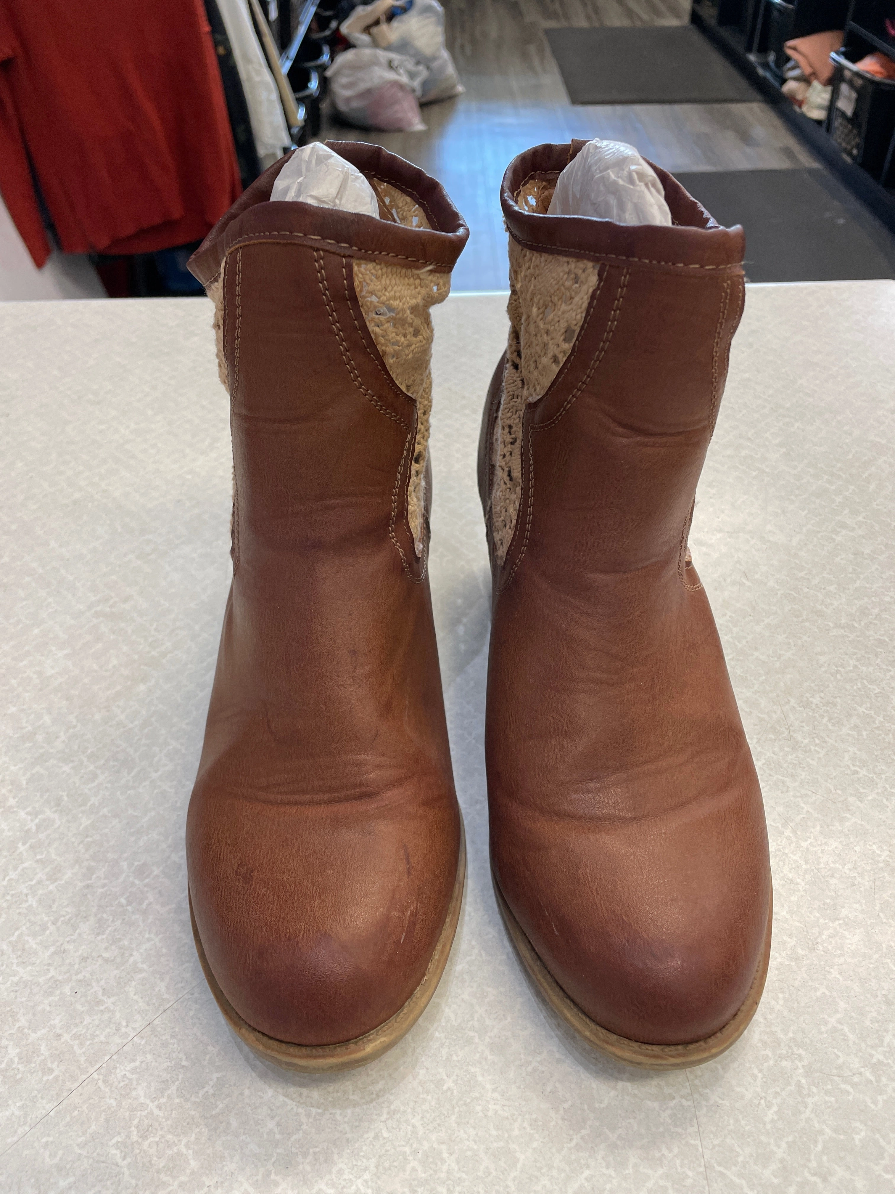 Boots Ankle Heels By Rampage In Brown & Tan, Size: 8.5 Heel Stabilizer