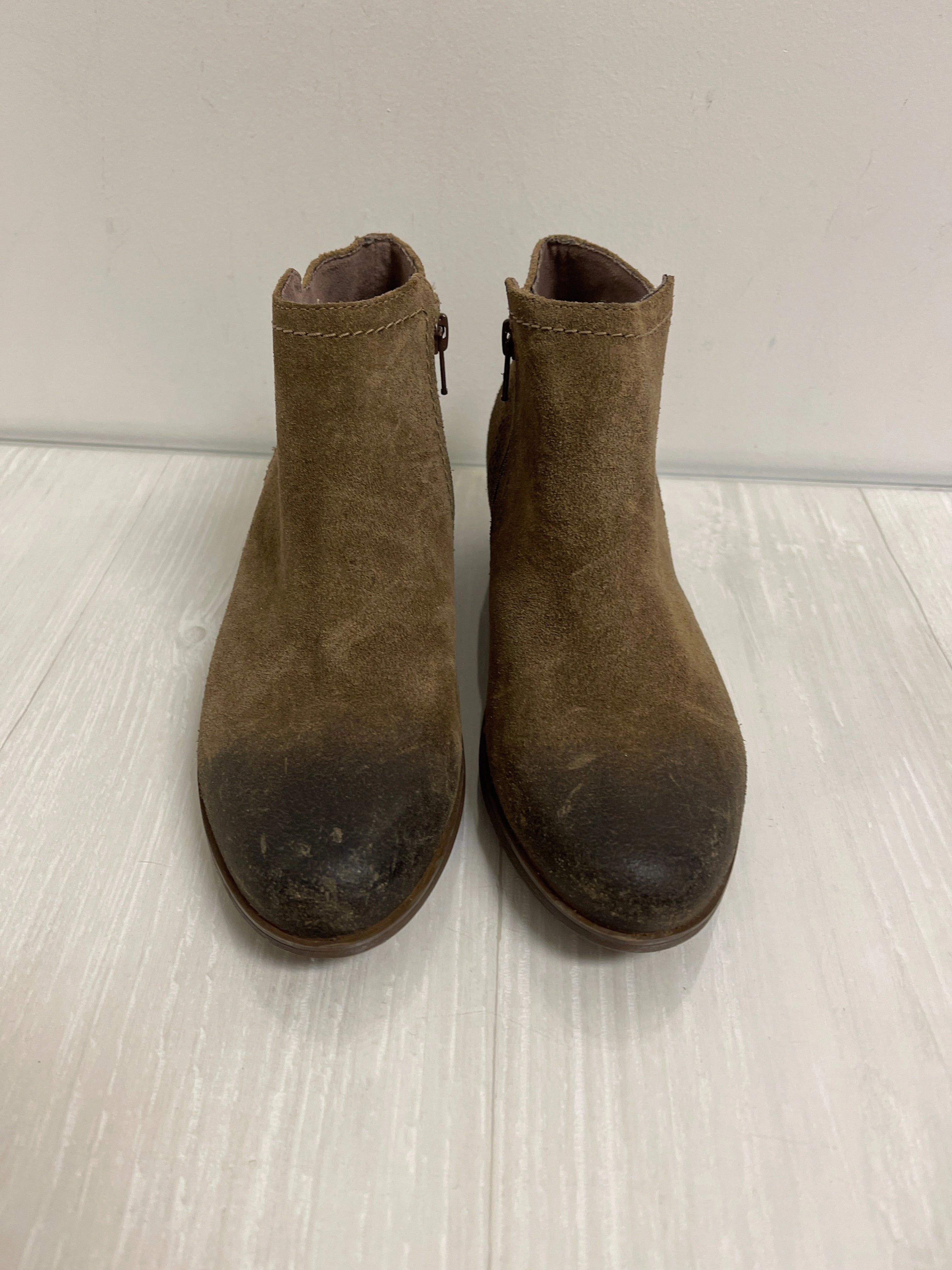 Boots Ankle Heels By Rockport In Brown, Size: 6.5 Chic Style