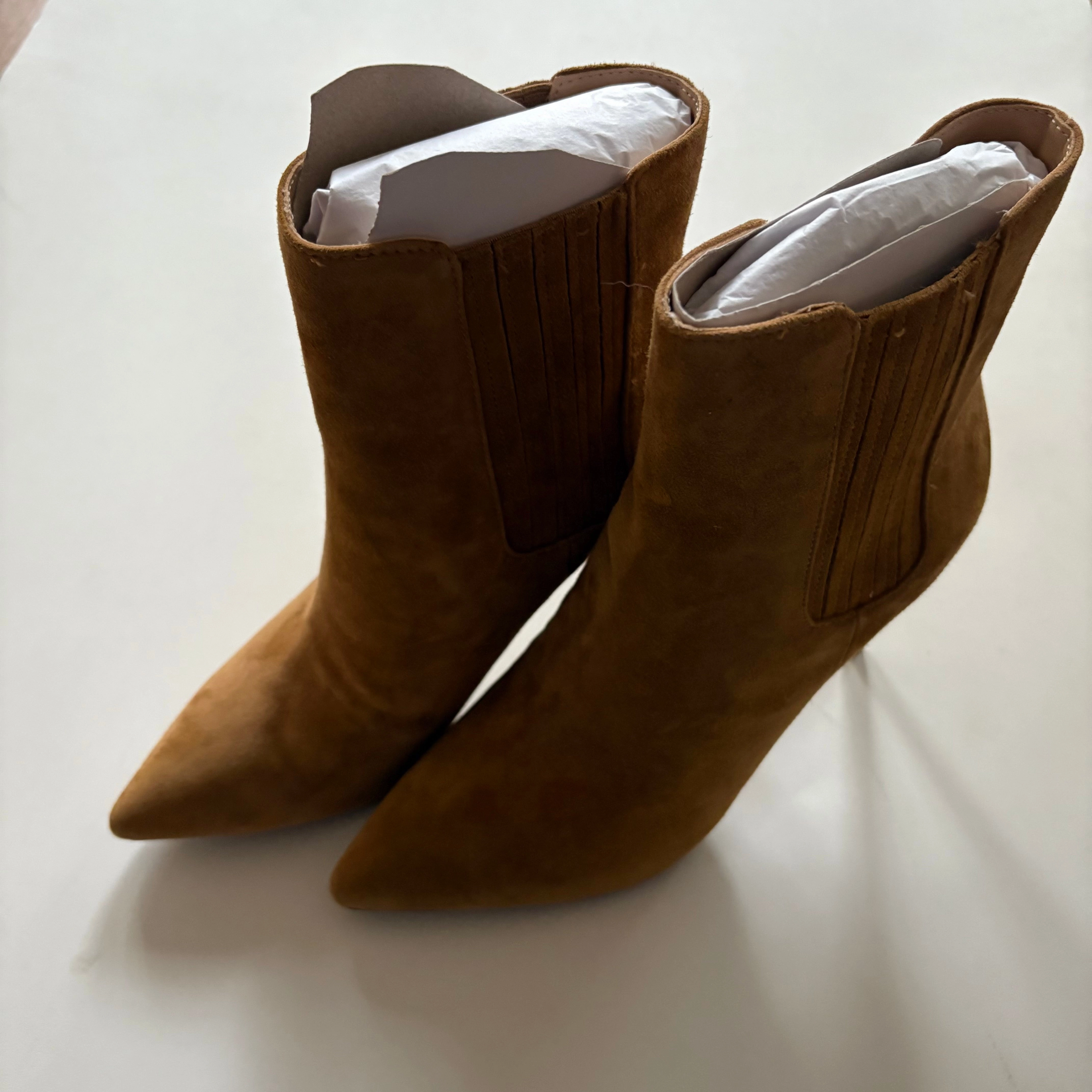 Boots Ankle Heels By Saks Fifth Avenue In Tan, Size: 7.5 Cushioned Tread Control